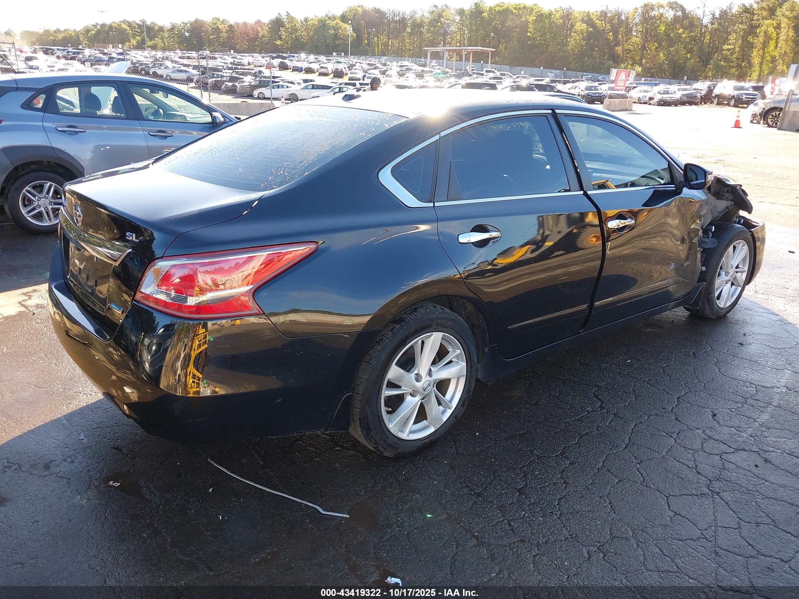 NISSAN ALTIMA image 4