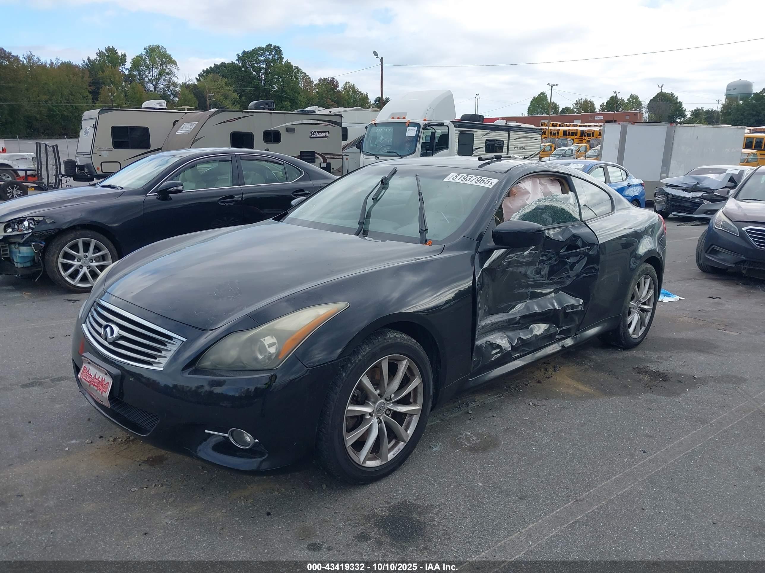 INFINITI G37X image 2