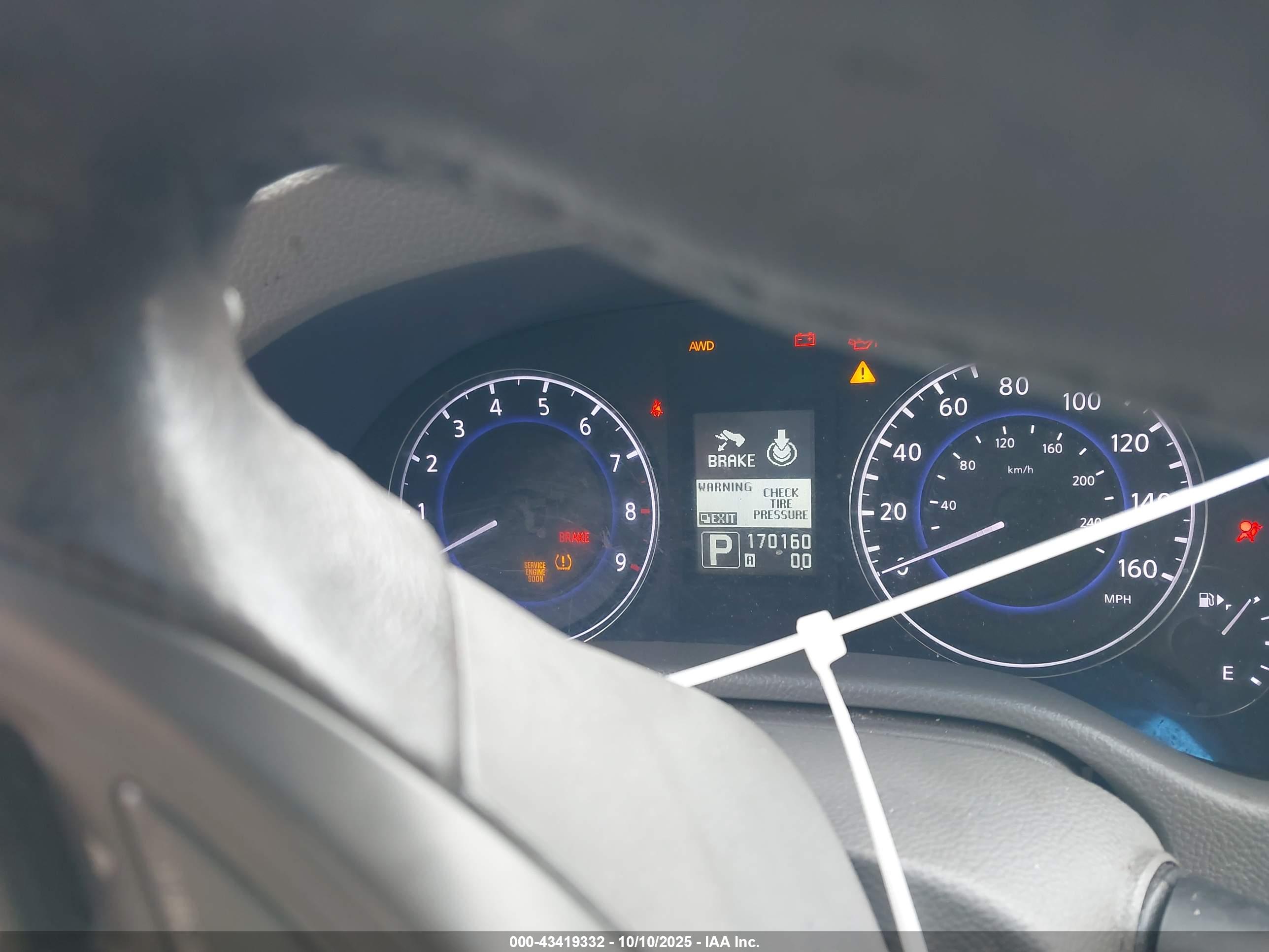 INFINITI G37X image 7
