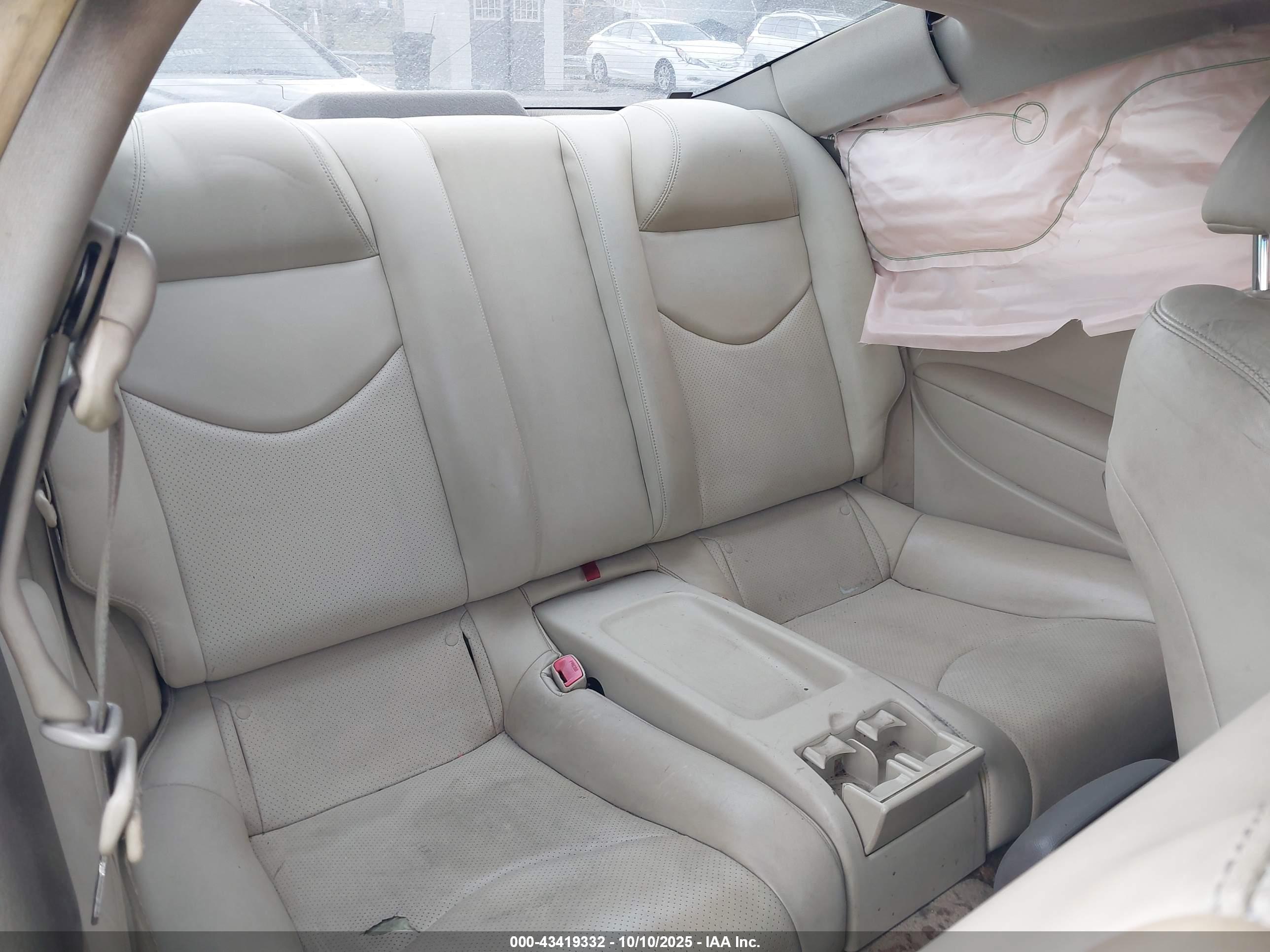 INFINITI G37X image 8