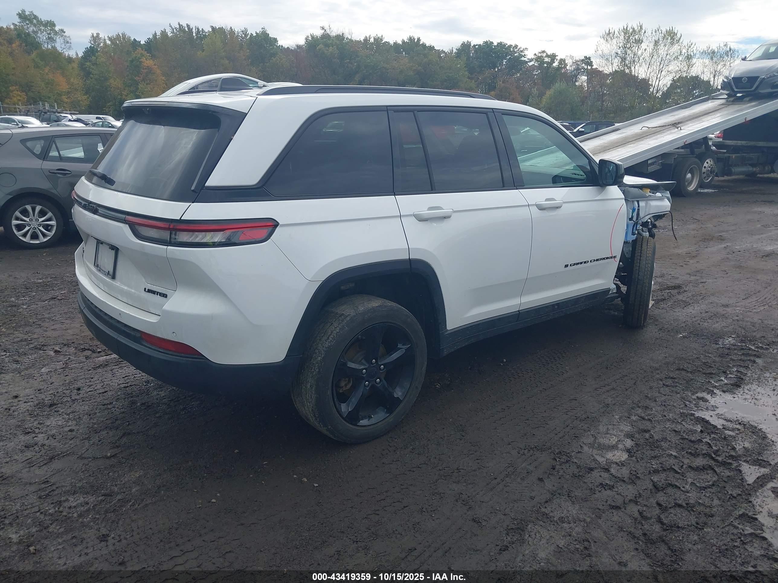 JEEP GRAND image 4