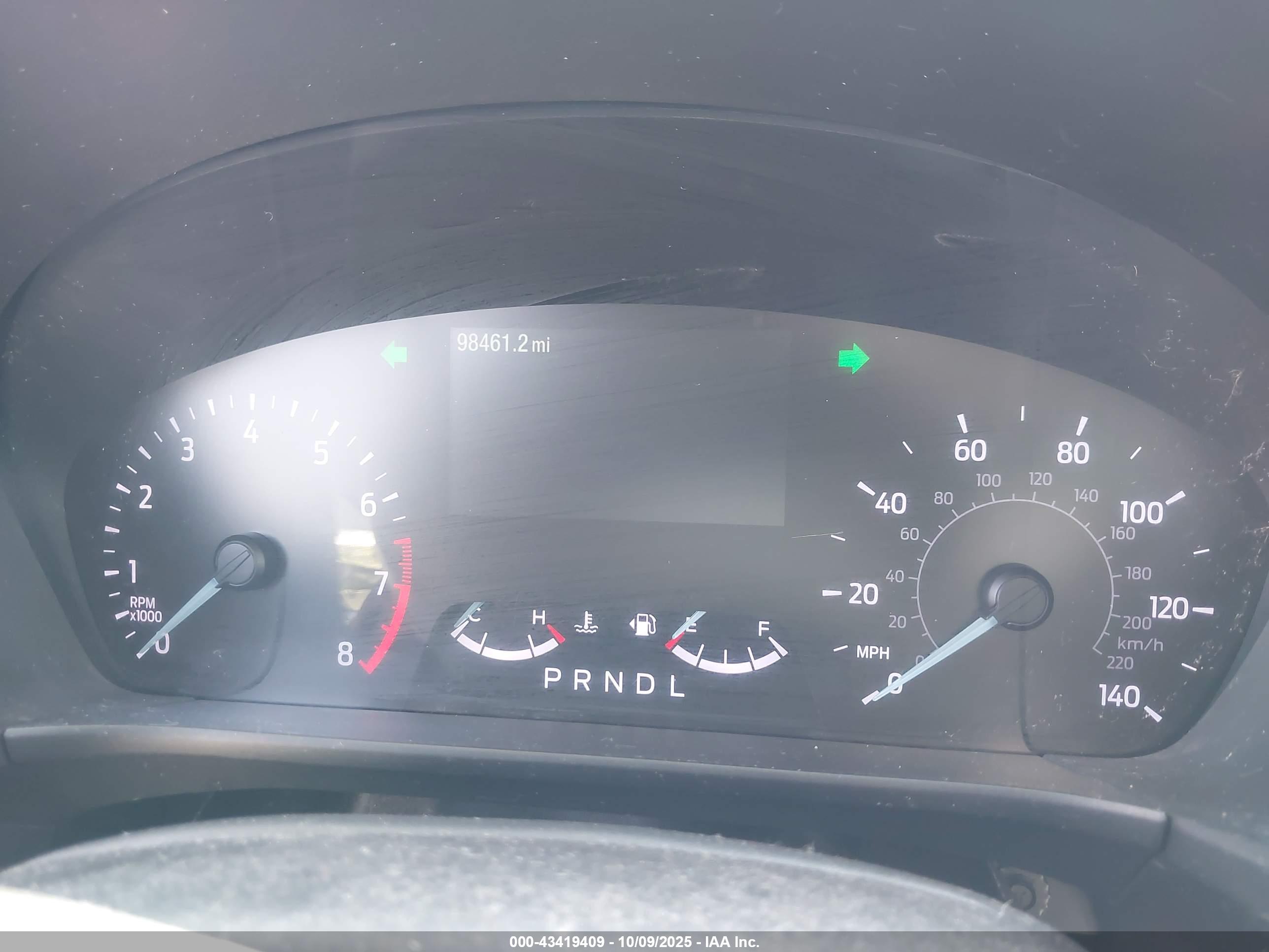 FORD ESCAPE image 7