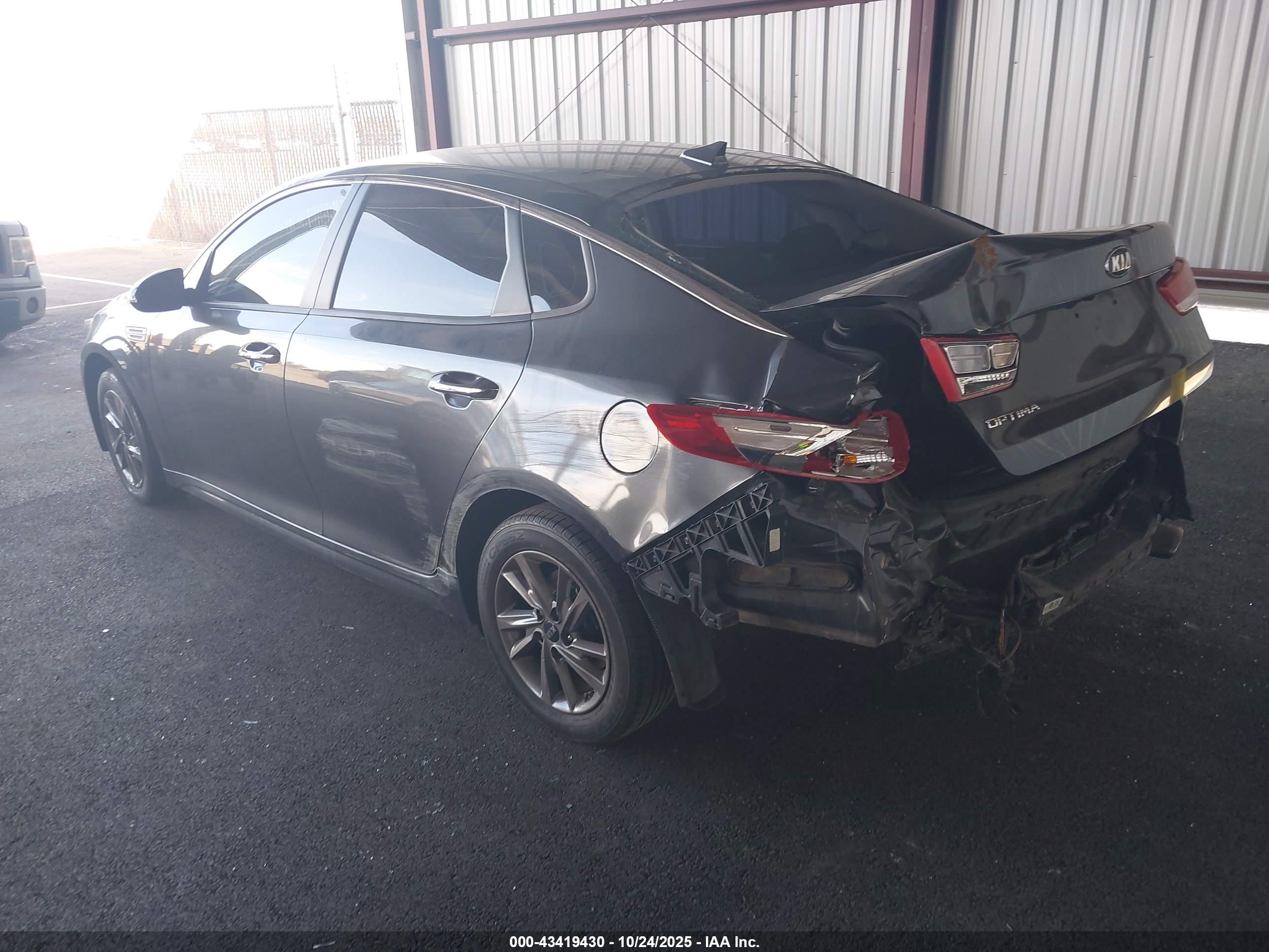 KIA OPTIMA image 3