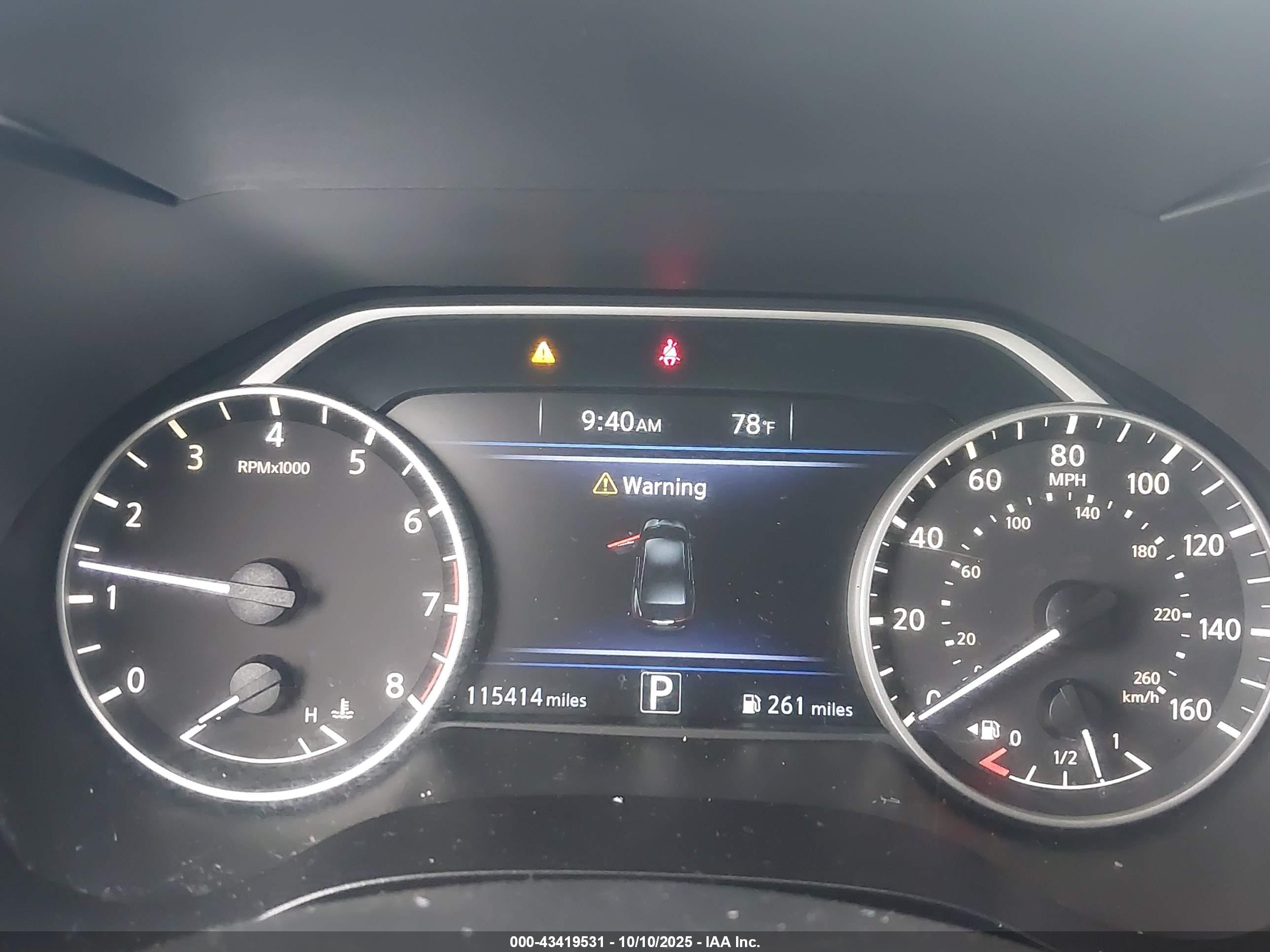 NISSAN MAXIMA image 7