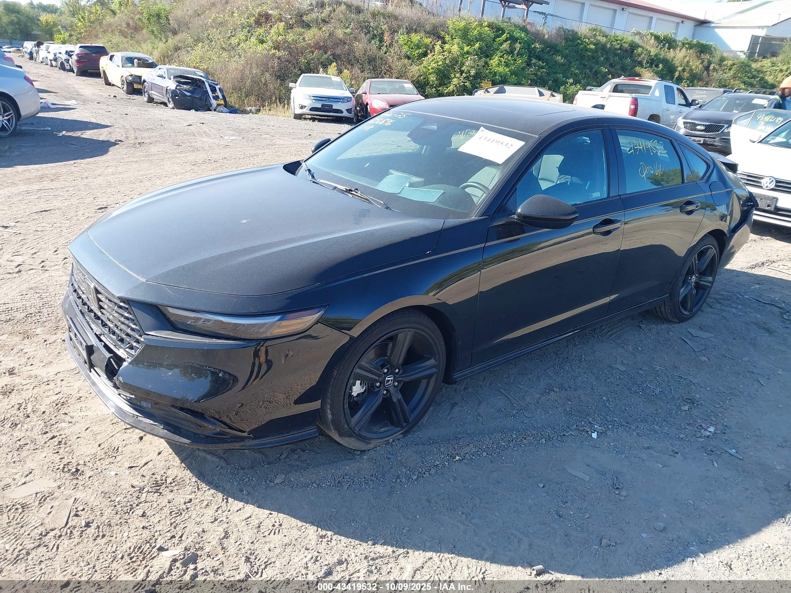 HONDA ACCORD image 2