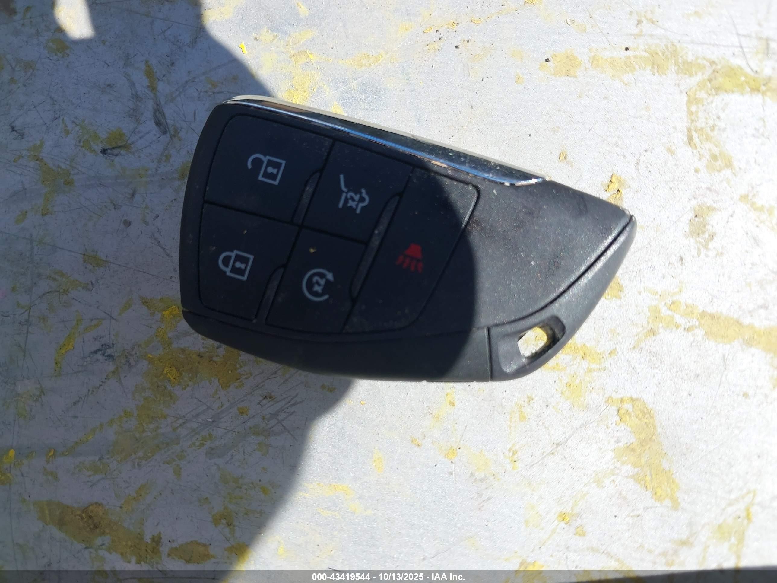 CHEVROLET EQUINOX image 11