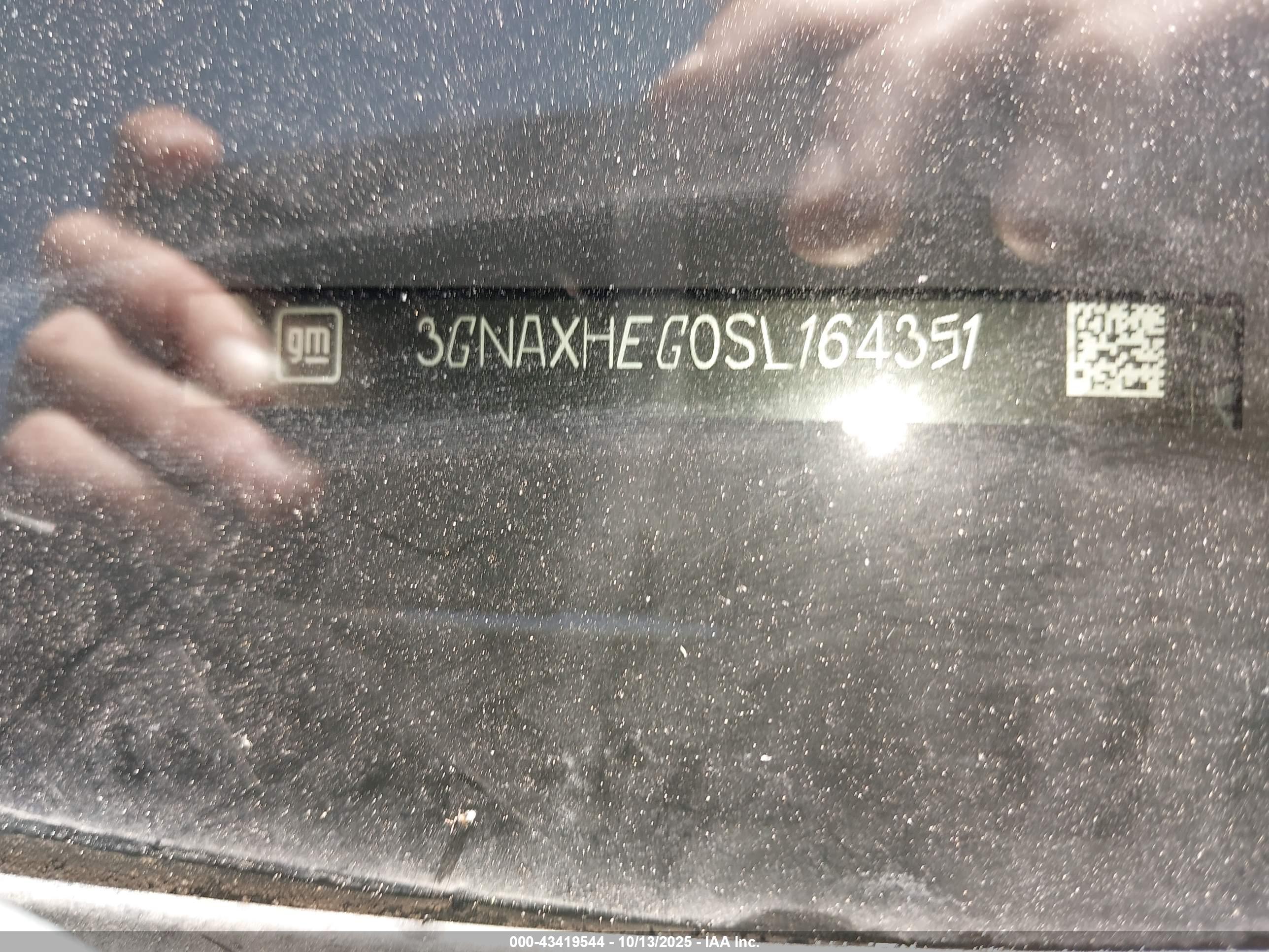 CHEVROLET EQUINOX image 9