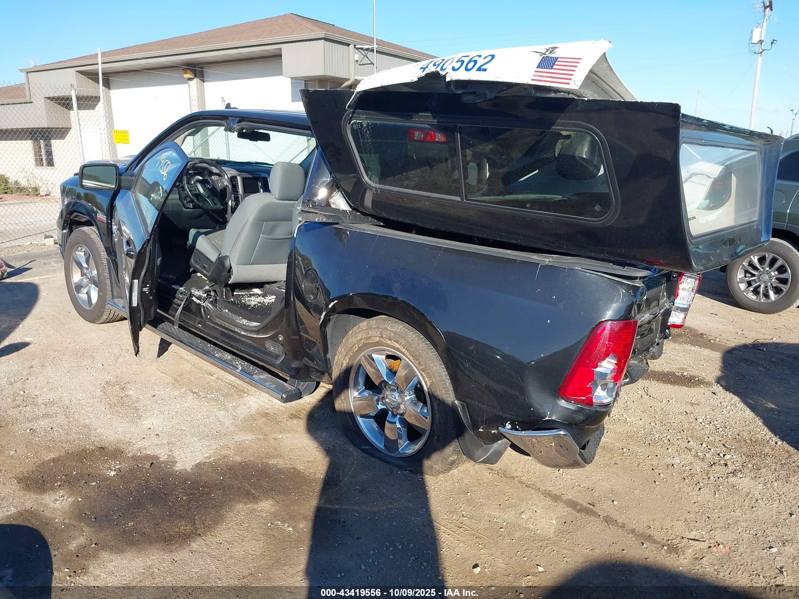 RAM 1500 image 3