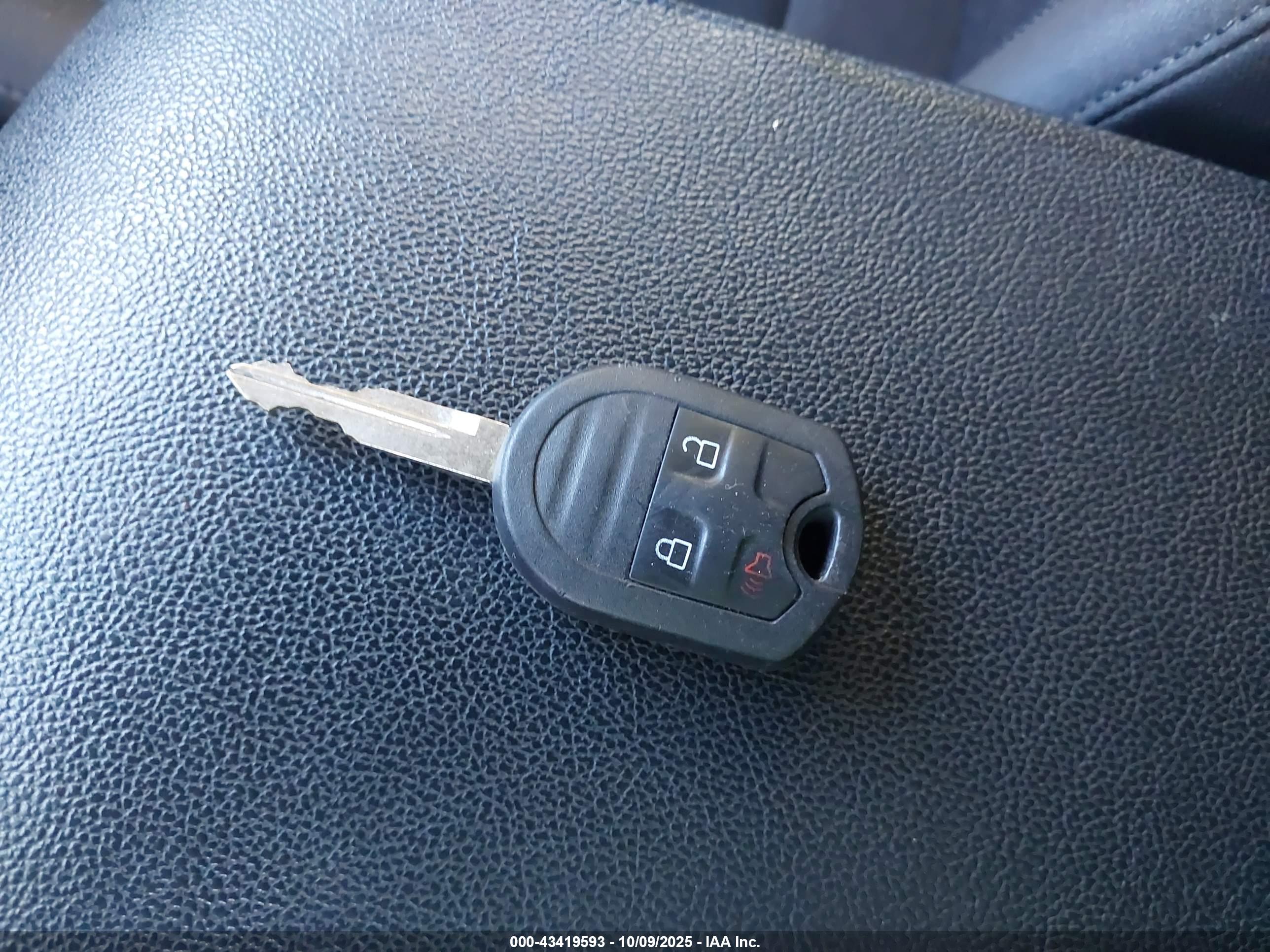 FORD FLEX image 11