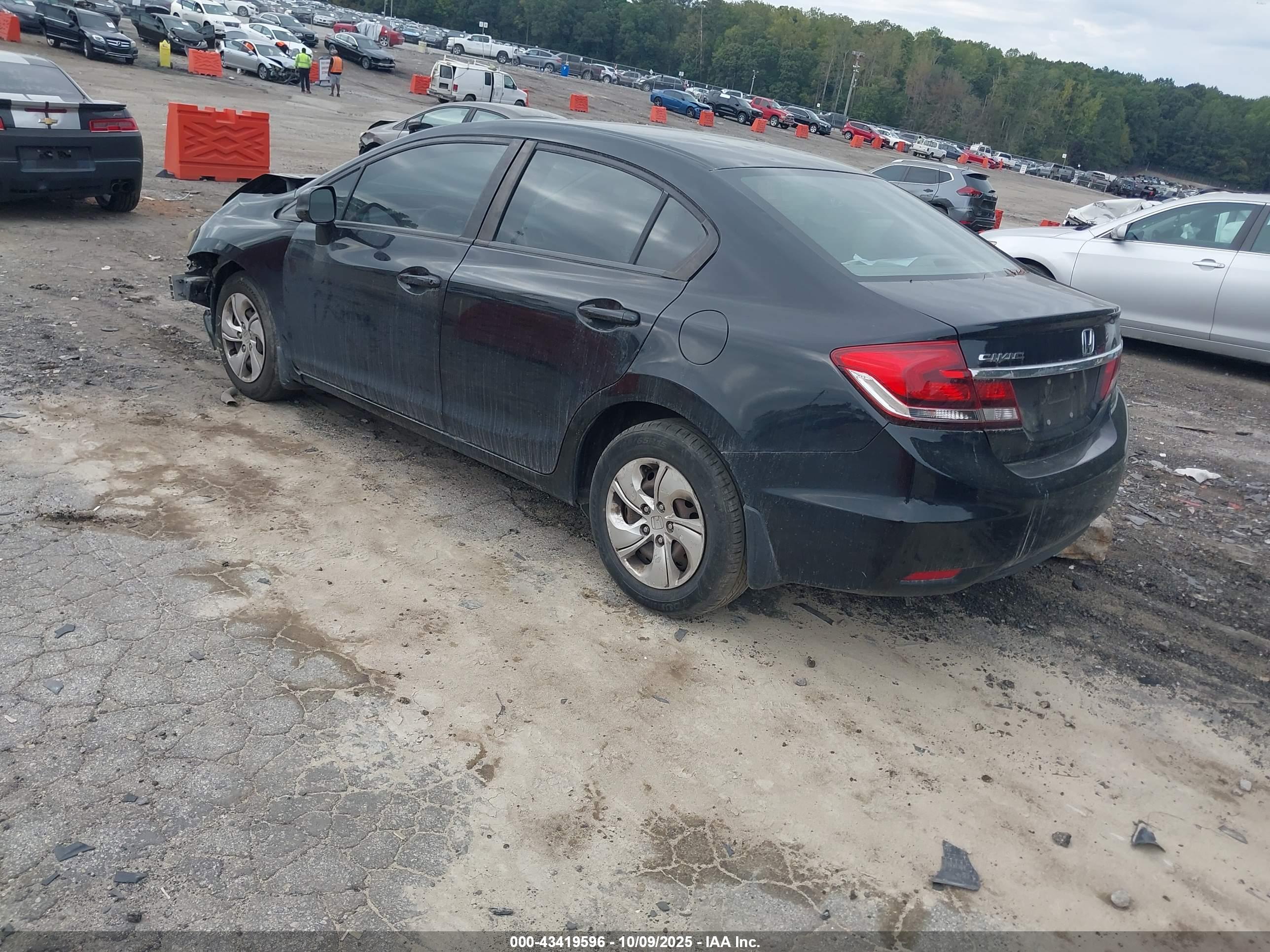 HONDA CIVIC image 3