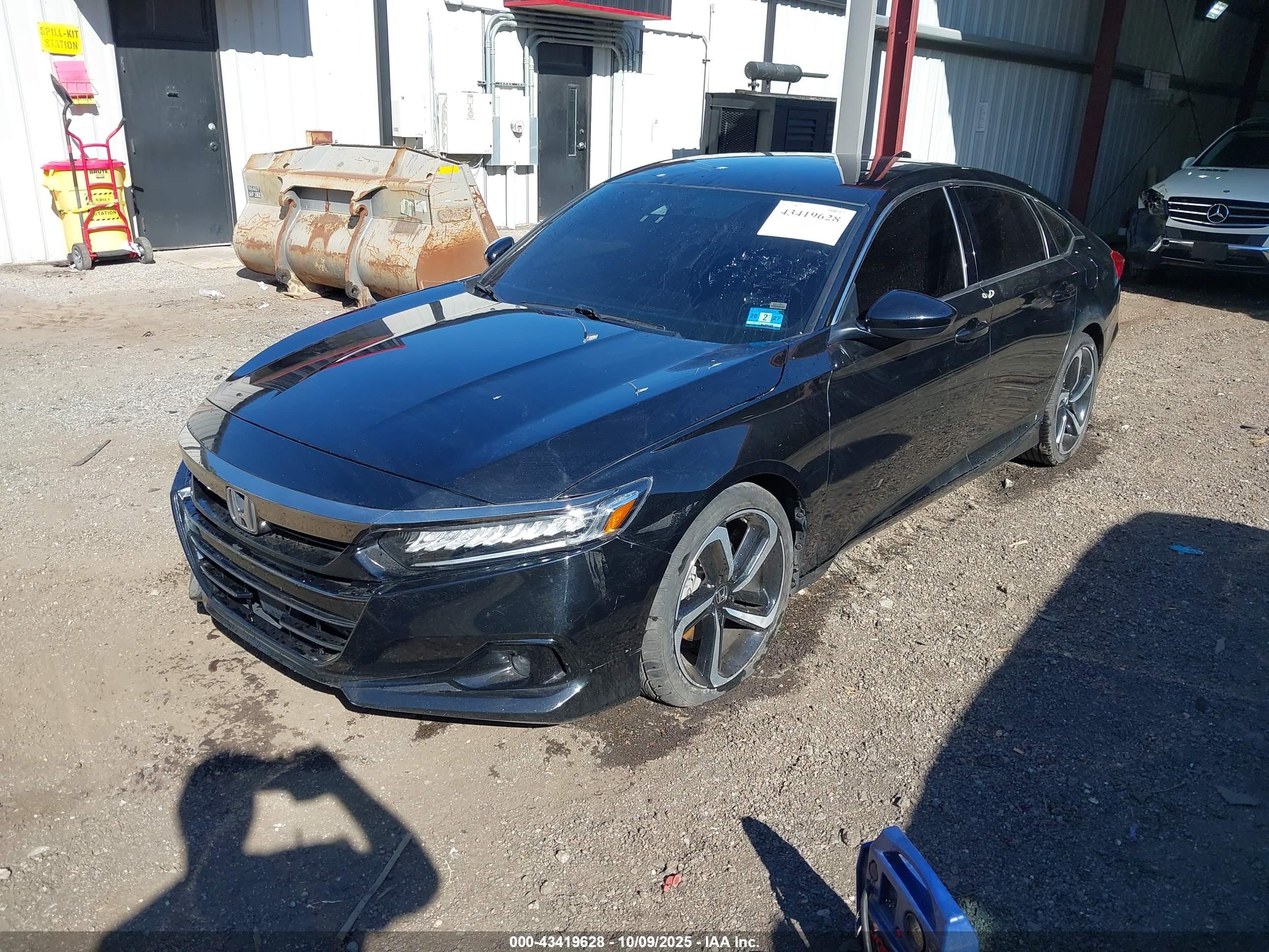 HONDA ACCORD image 2
