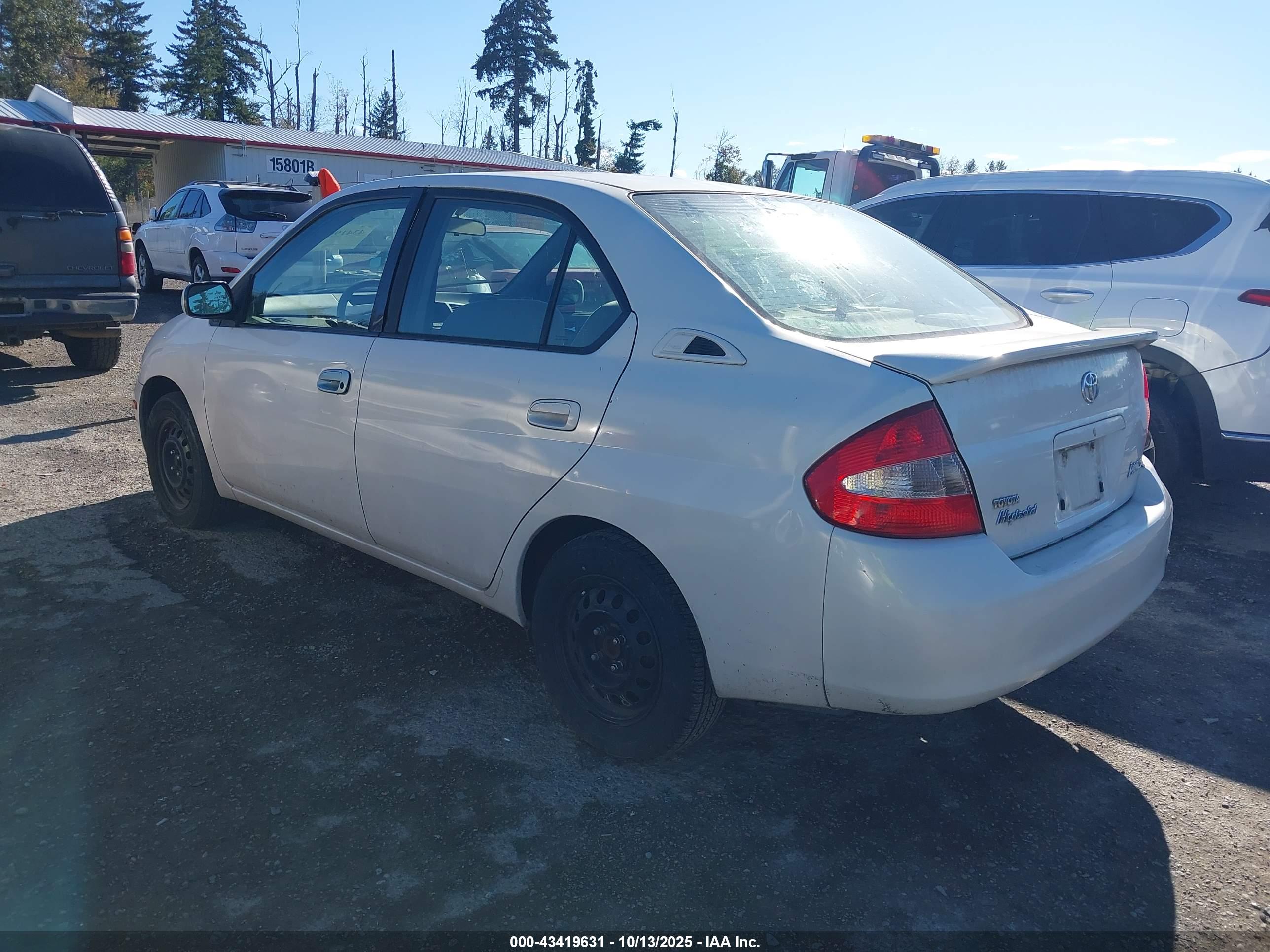 TOYOTA PRIUS image 3