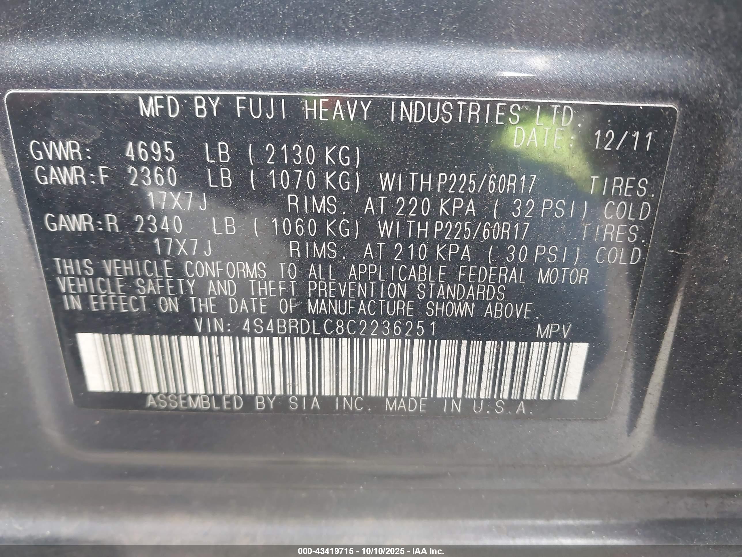 SUBARU OUTBACK image 9
