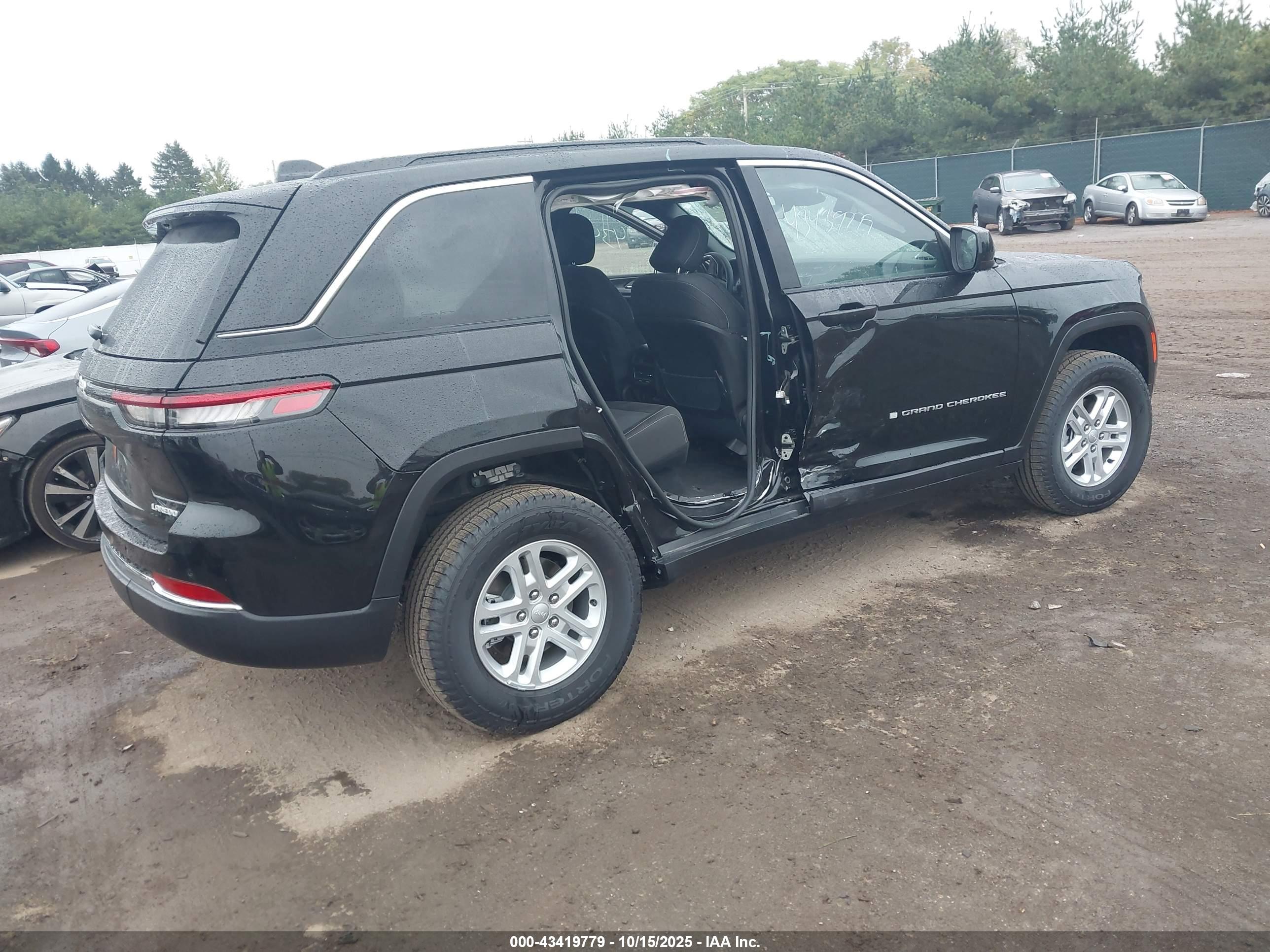 JEEP GRAND image 4