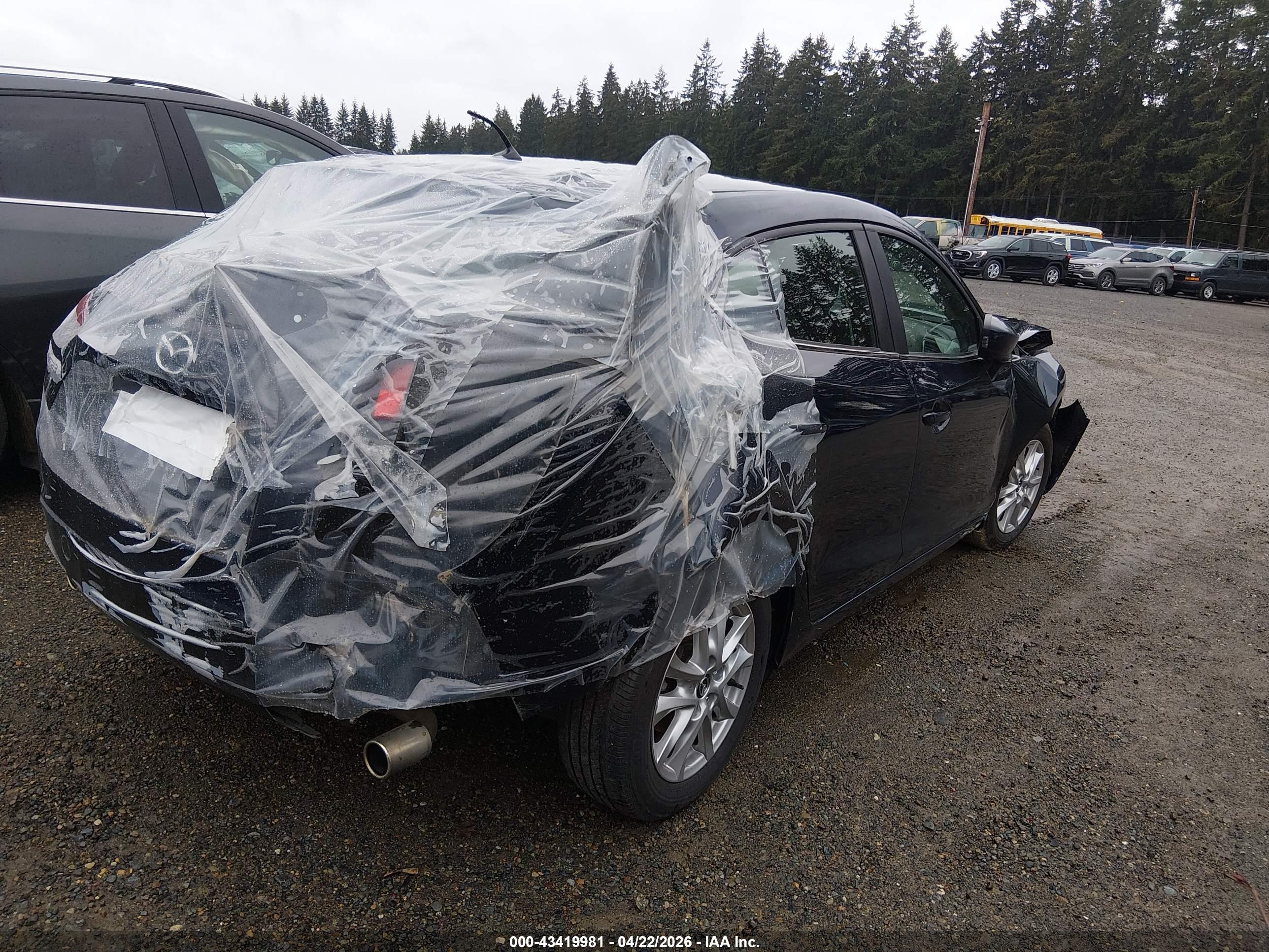 MAZDA MAZDA3 image 4