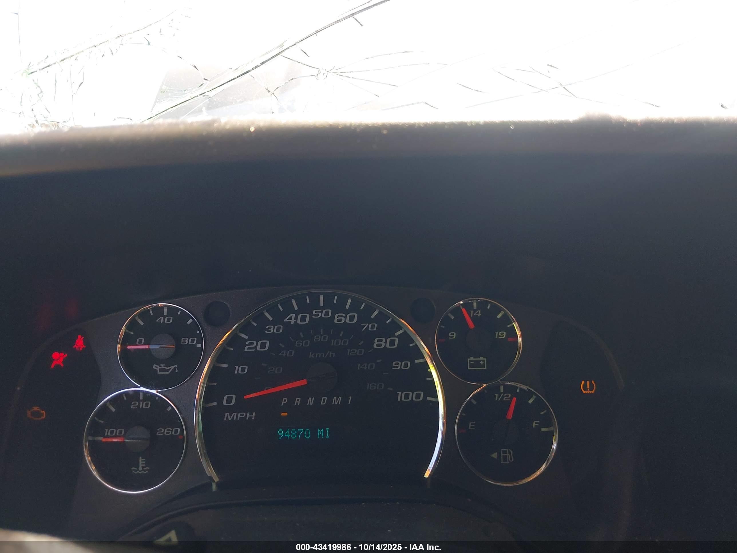 CHEVROLET EXPRESS image 7