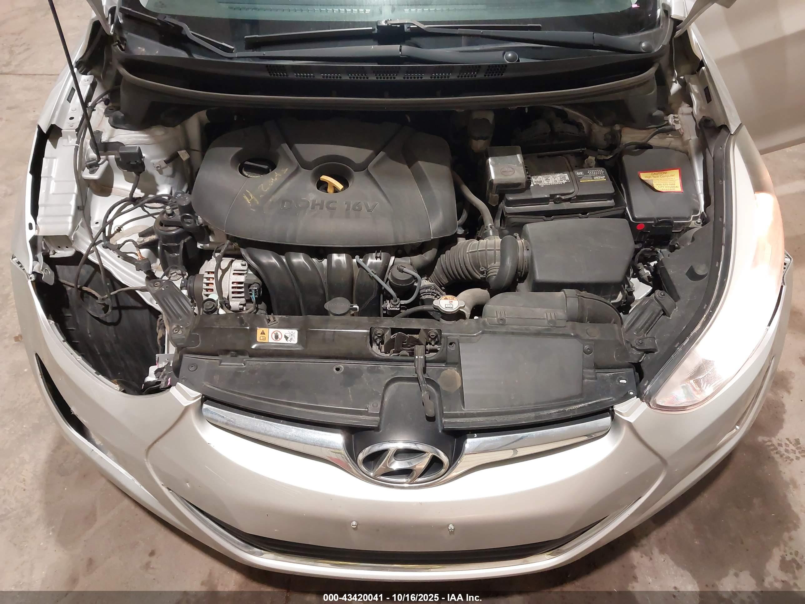 HYUNDAI ELANTRA image 10