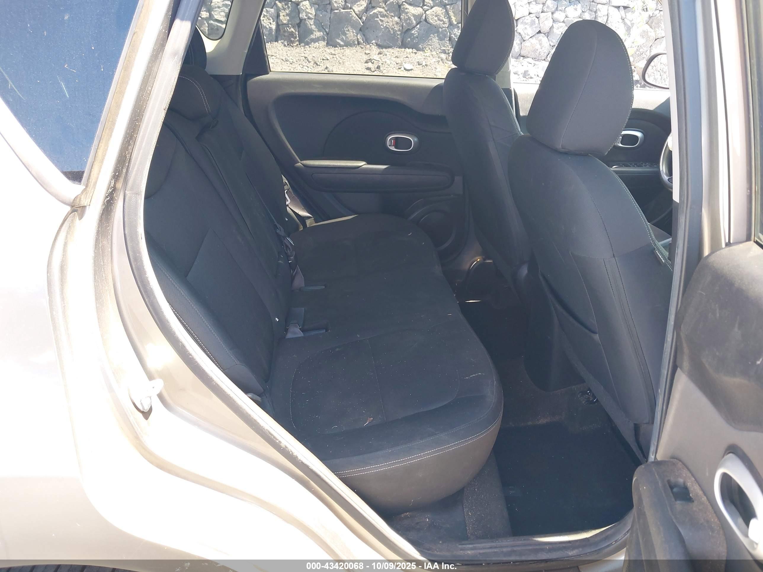 KIA SOUL image 8