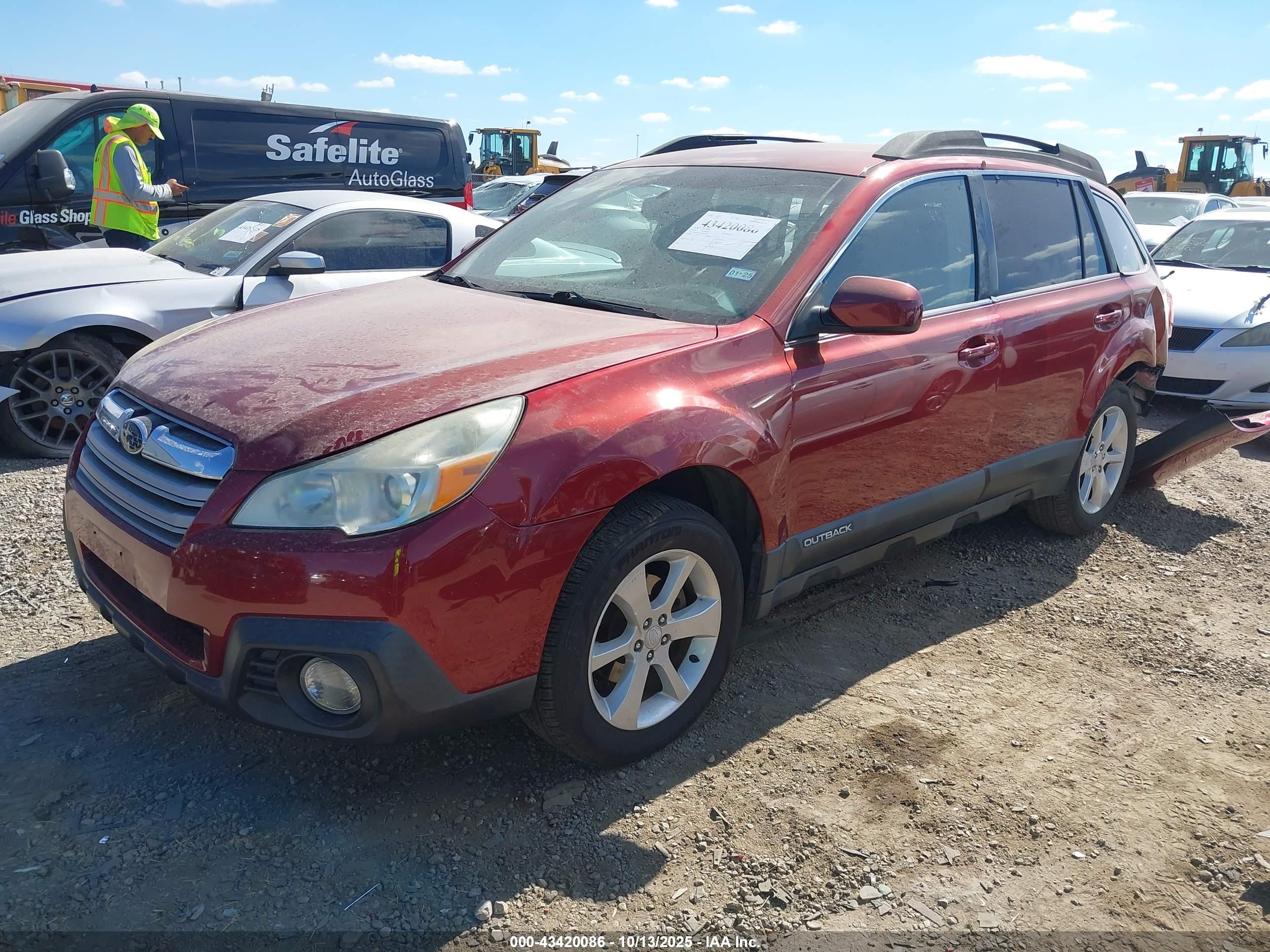 SUBARU OUTBACK image 2