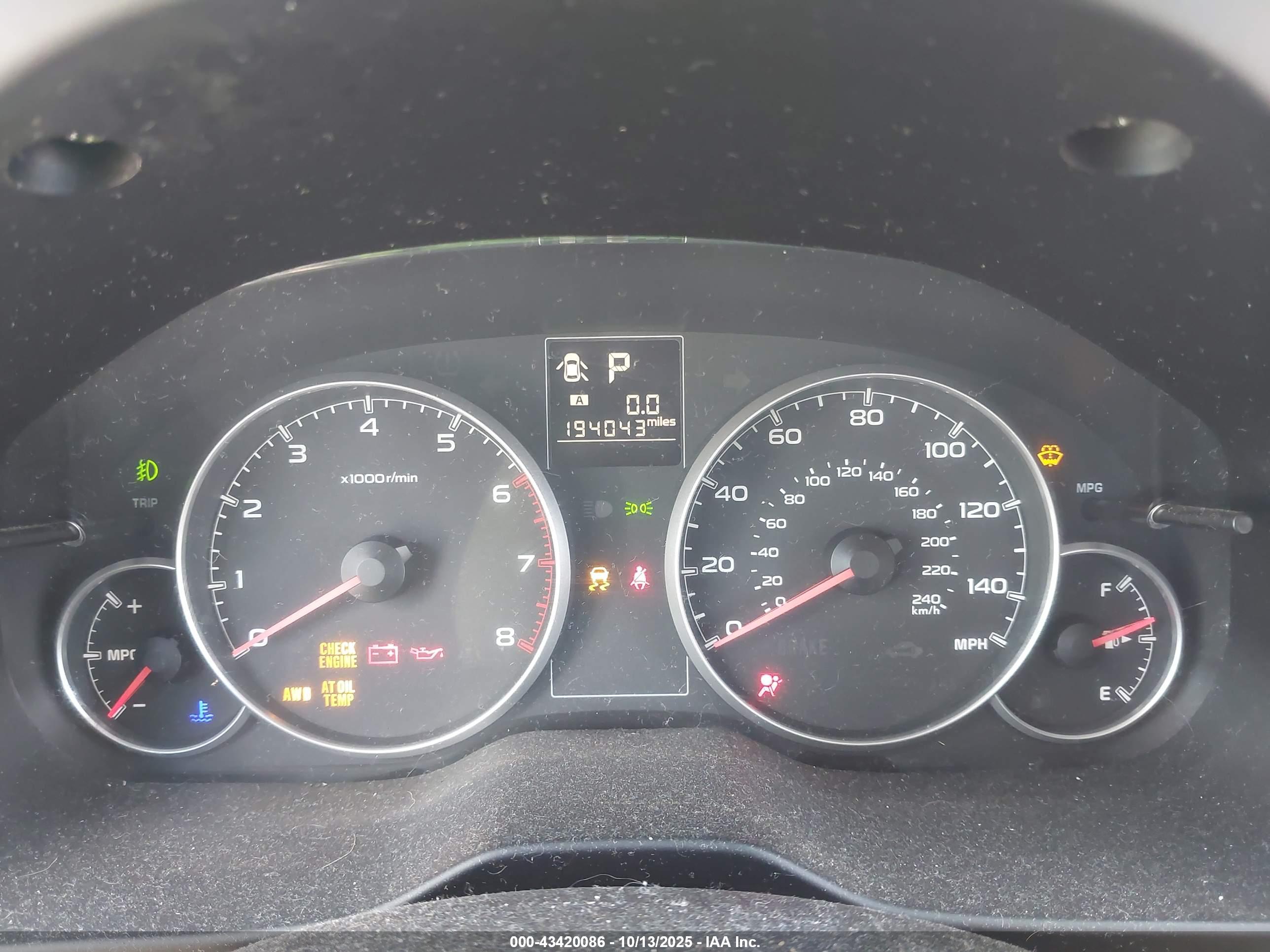 SUBARU OUTBACK image 7