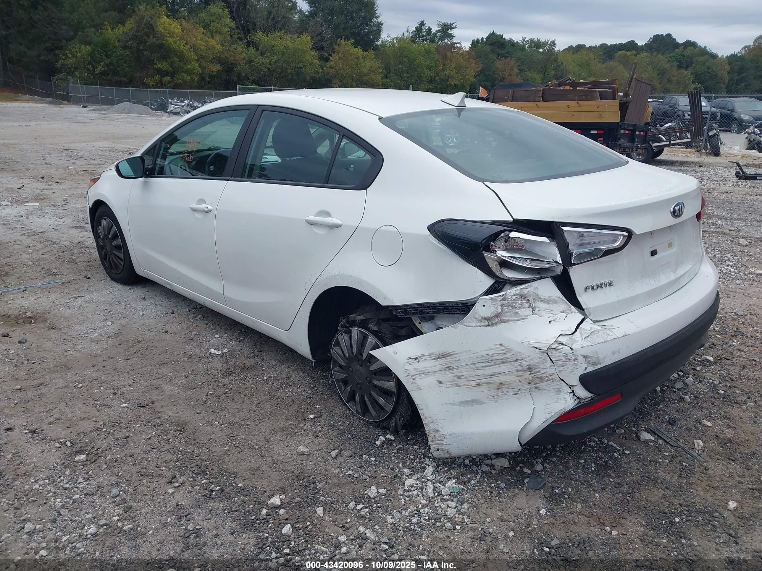 KIA FORTE image 3