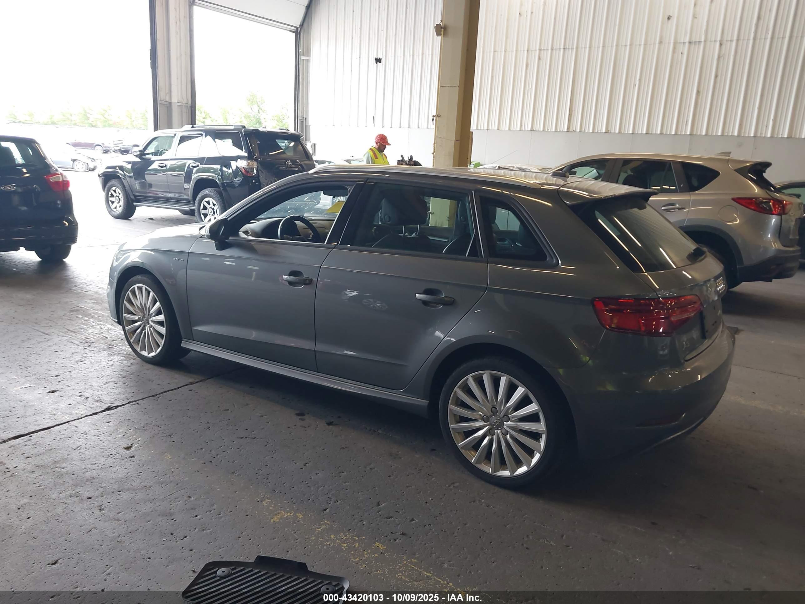 AUDI A3 image 3