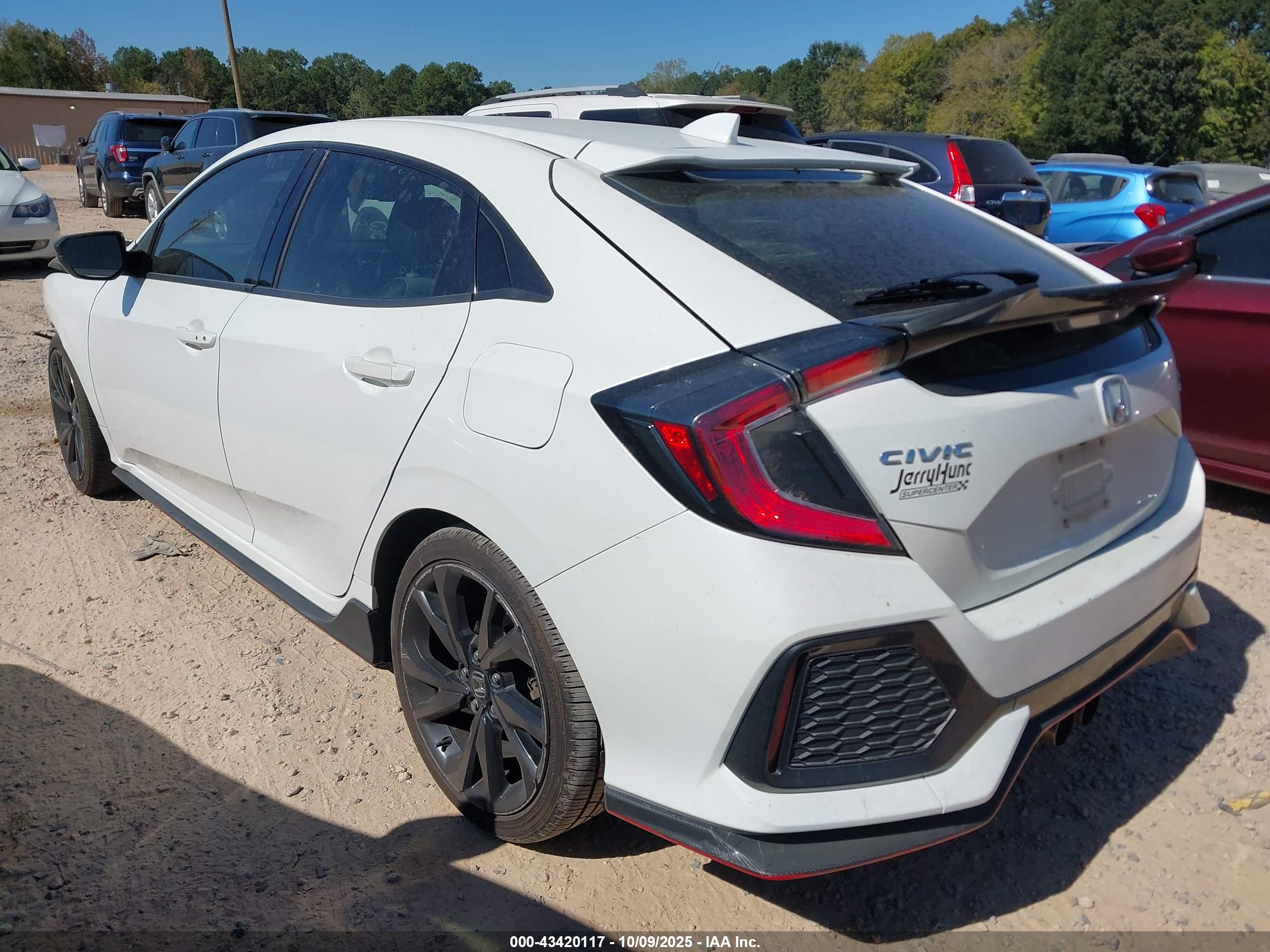 HONDA CIVIC image 3