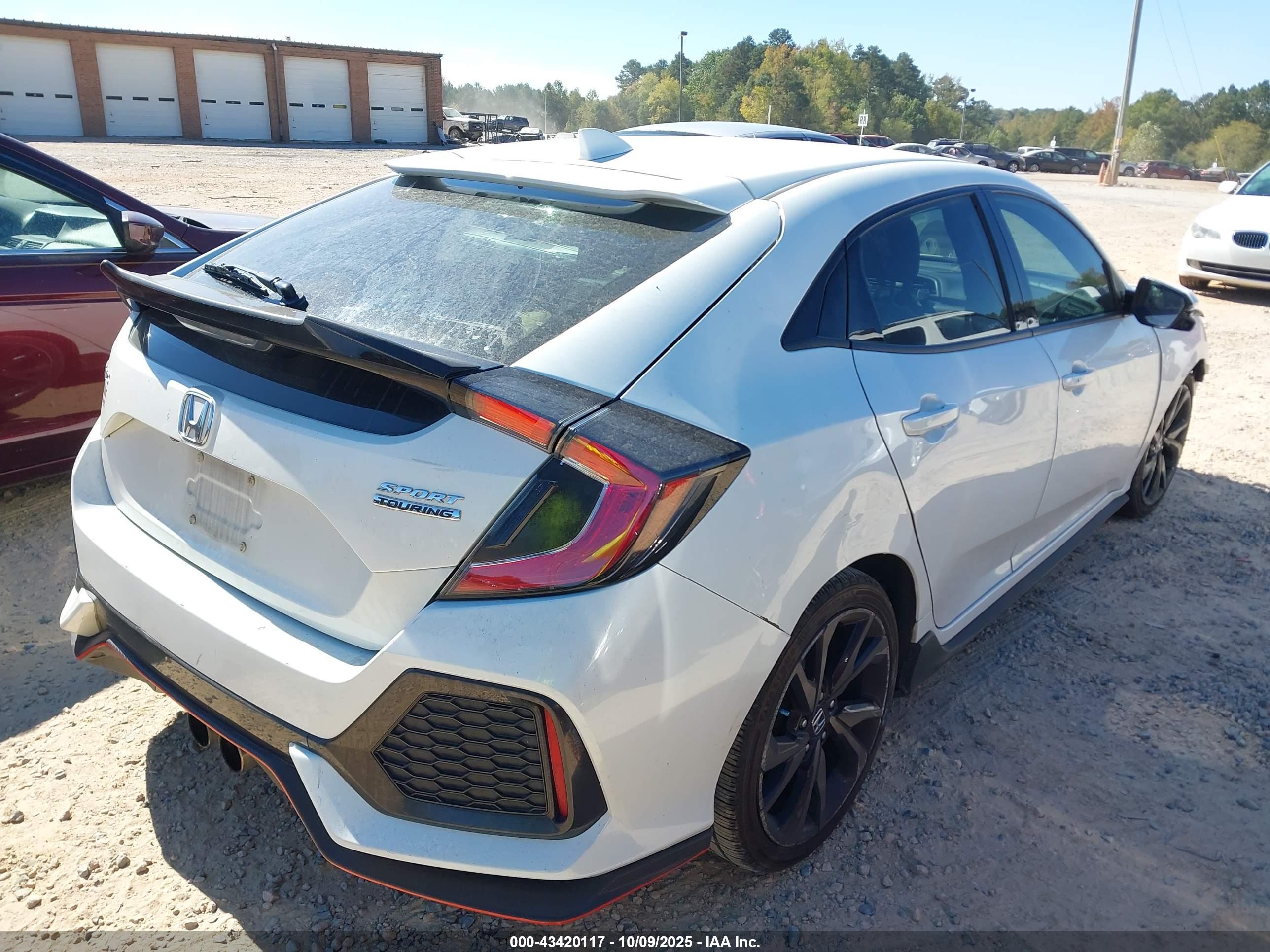 HONDA CIVIC image 4