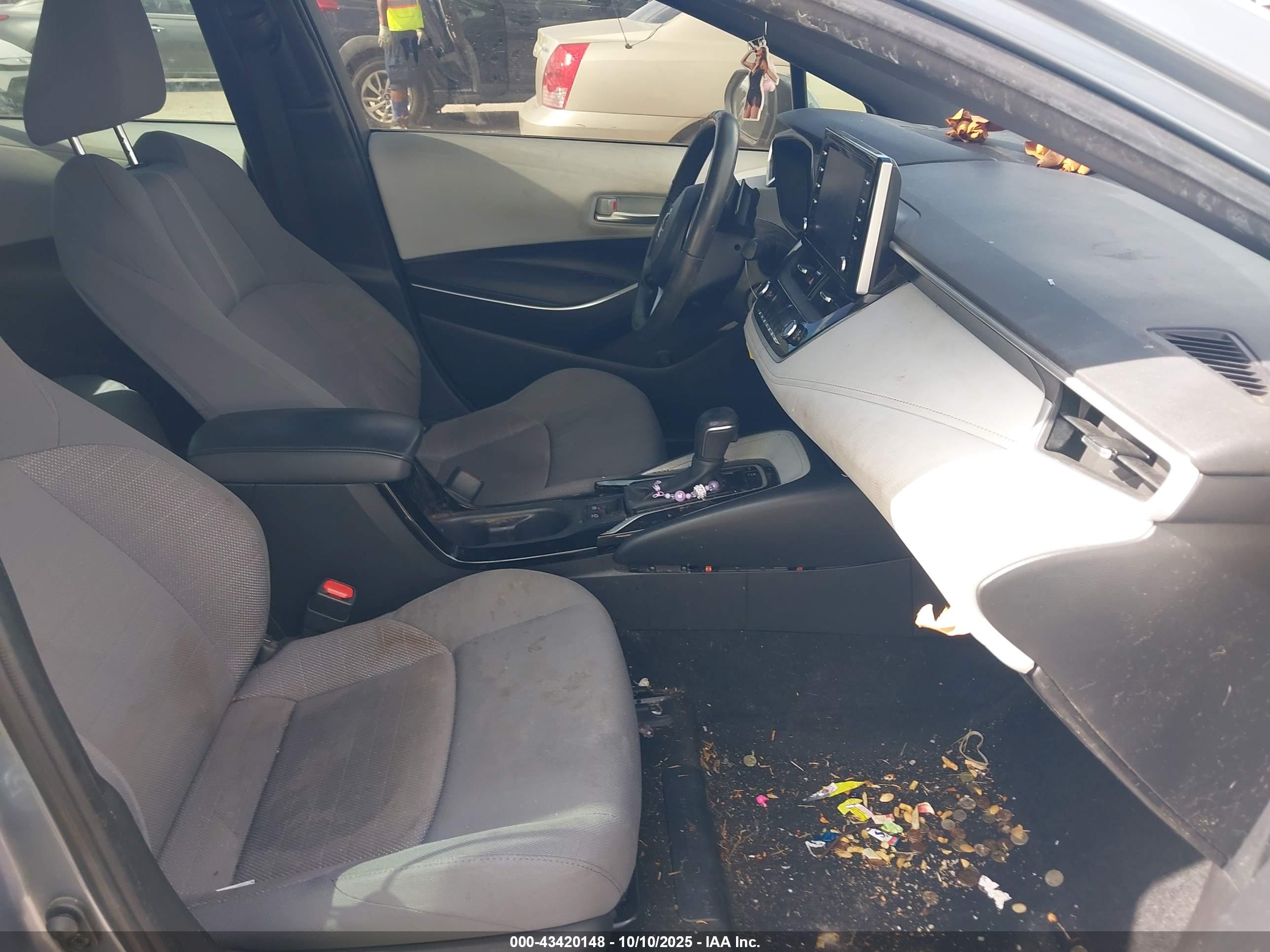 TOYOTA COROLLA image 5
