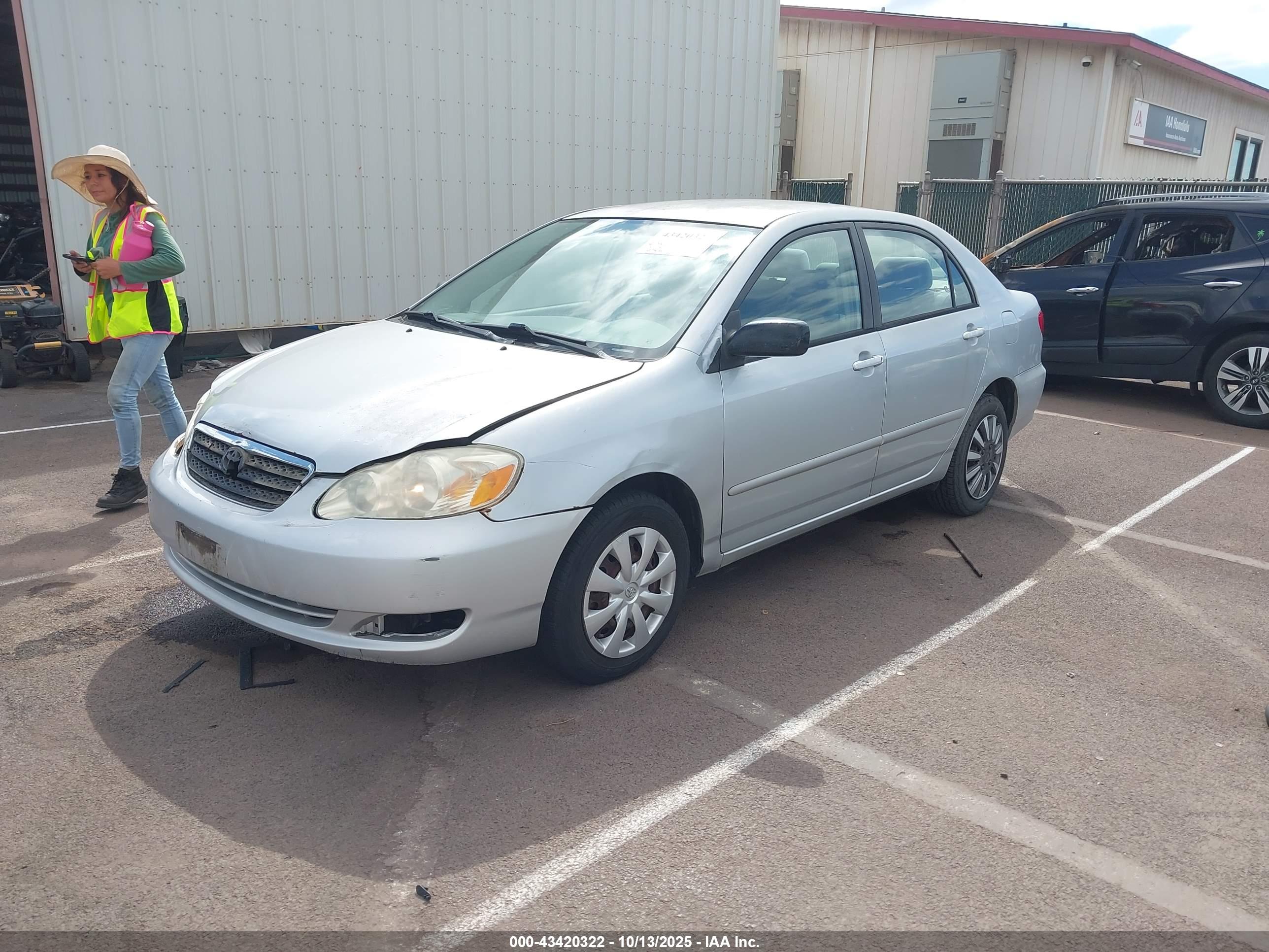 TOYOTA COROLLA image 2