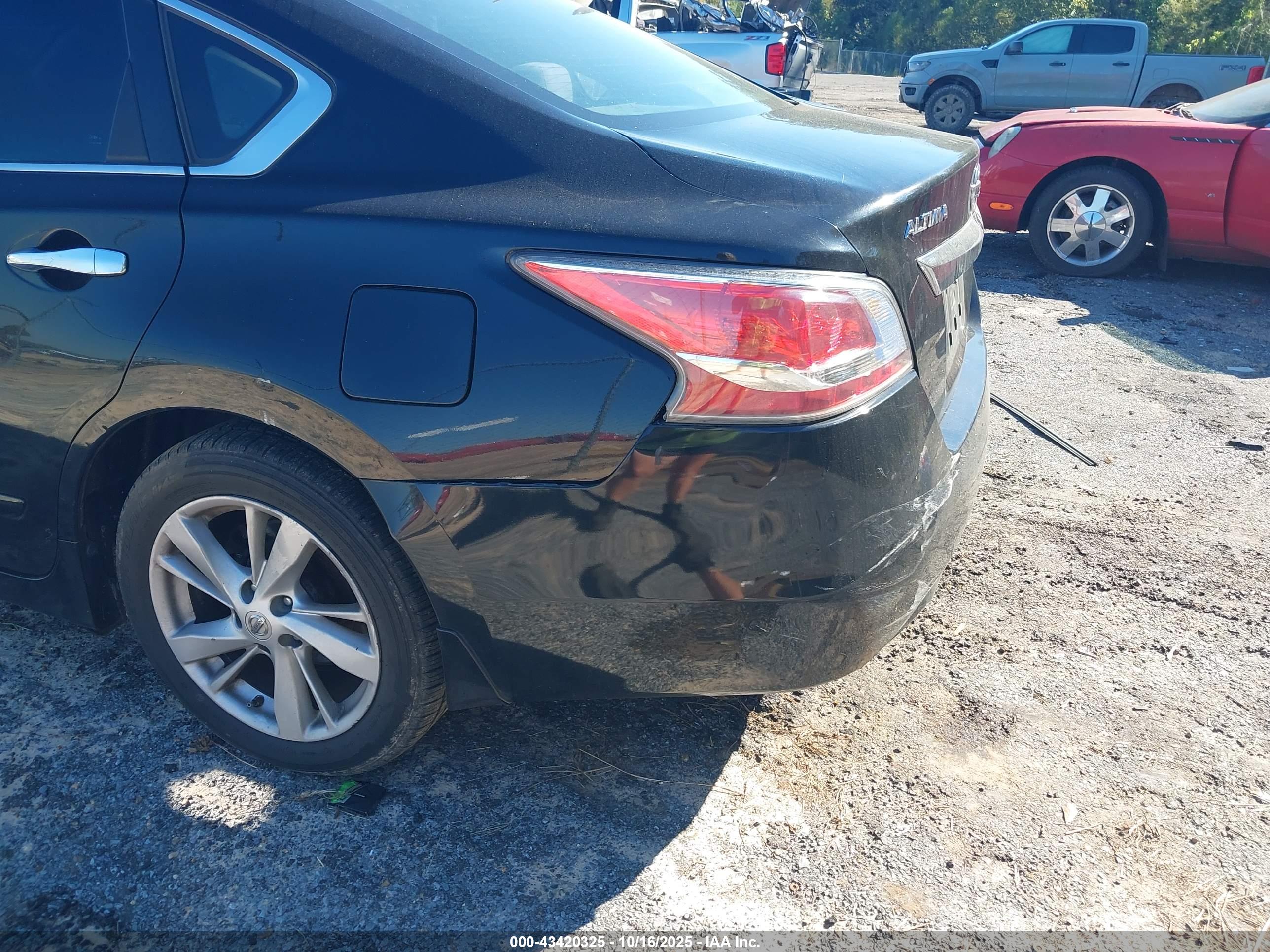 NISSAN ALTIMA image 6