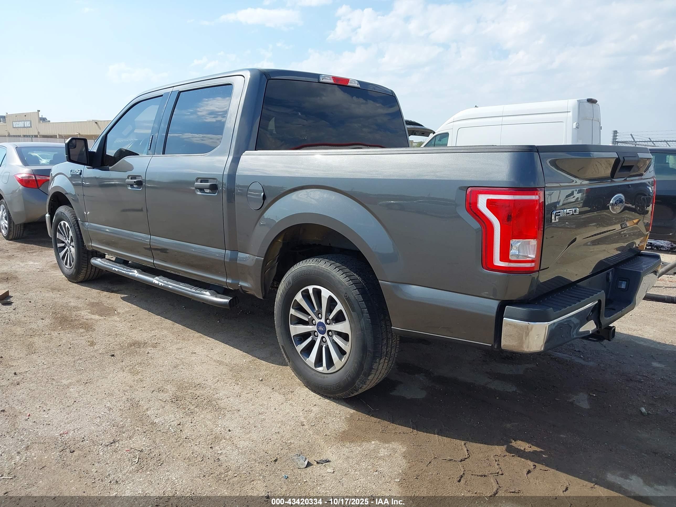 FORD F-150 image 3