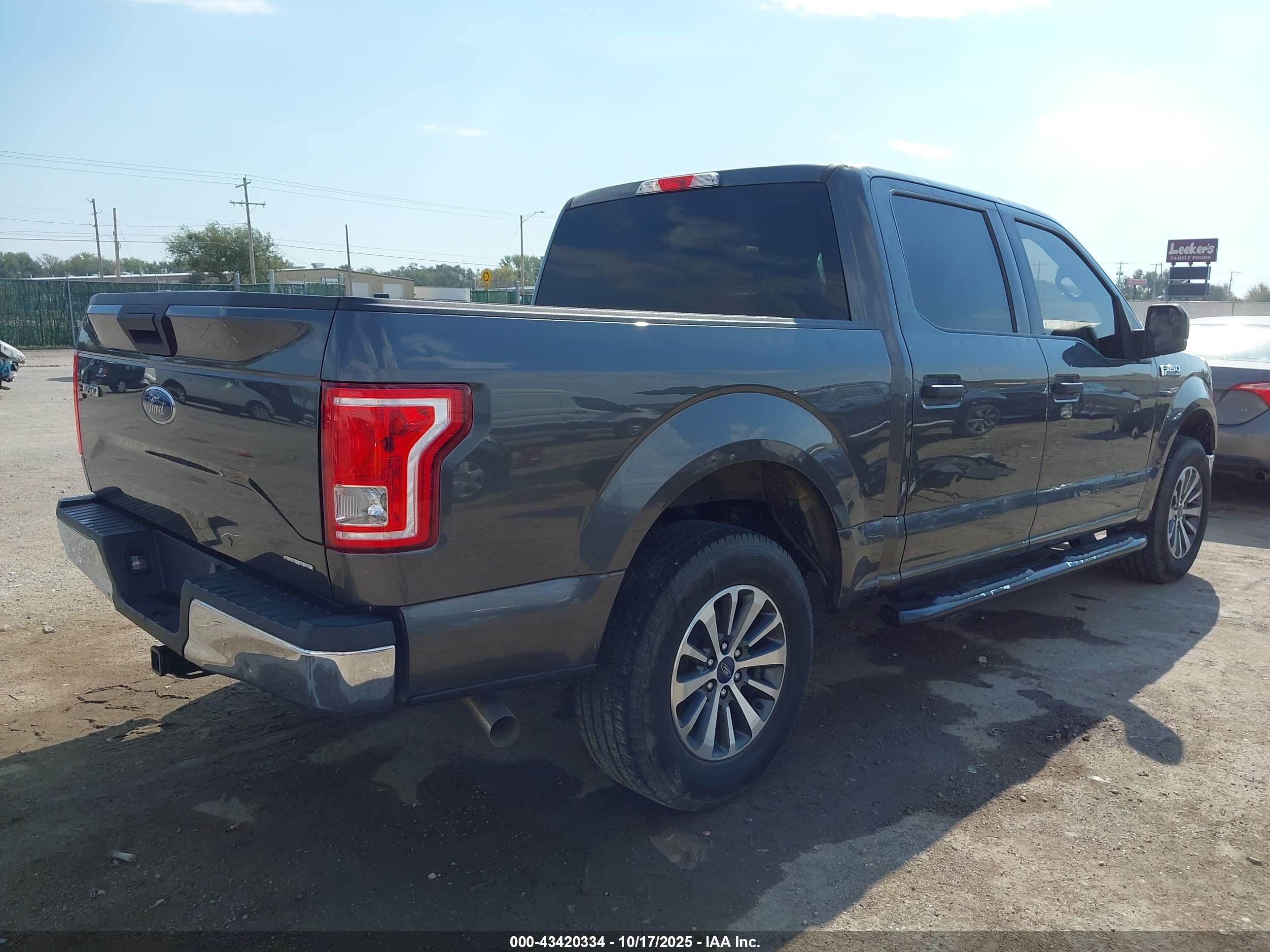 FORD F-150 image 4