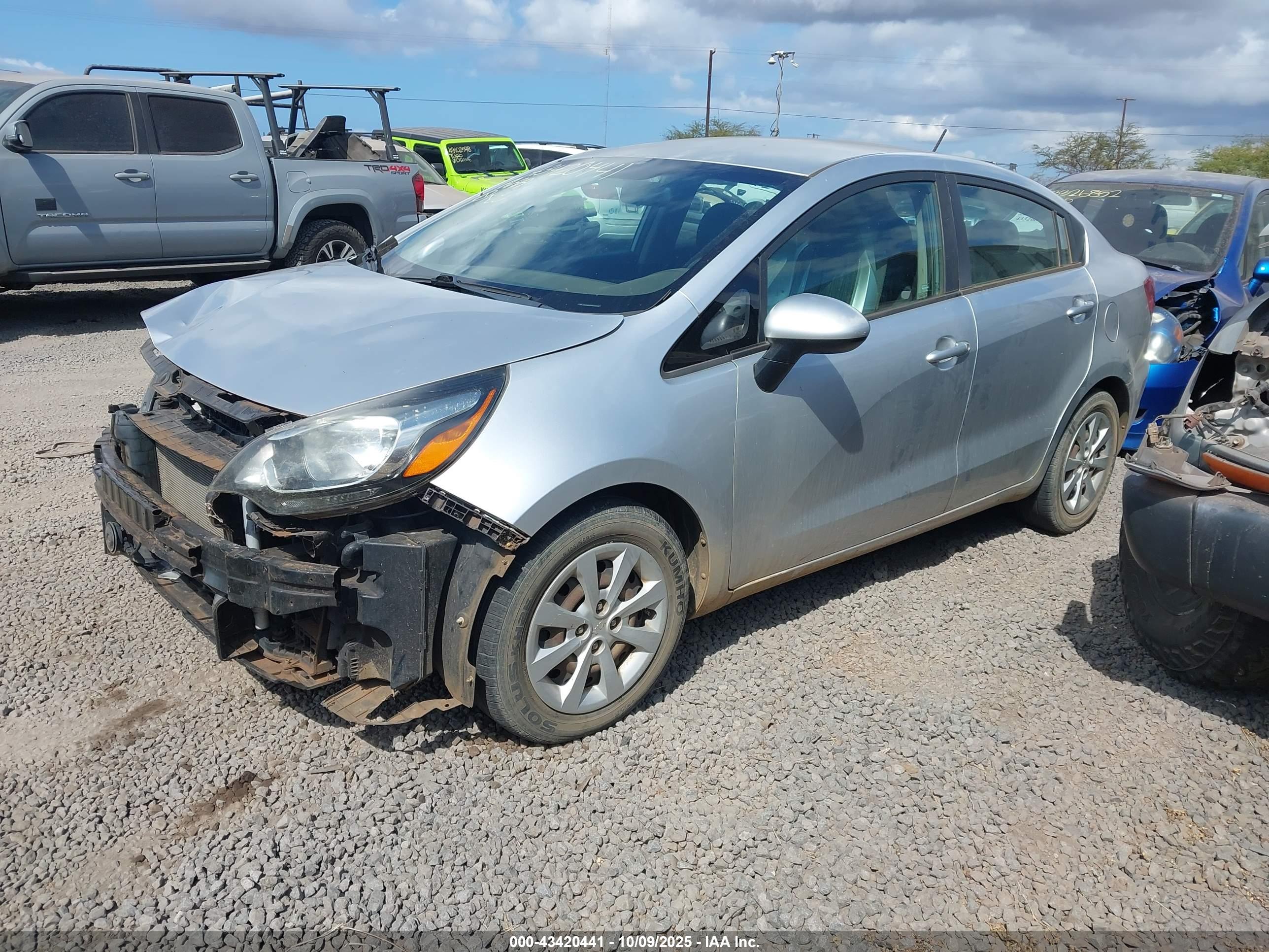 KIA RIO image 2
