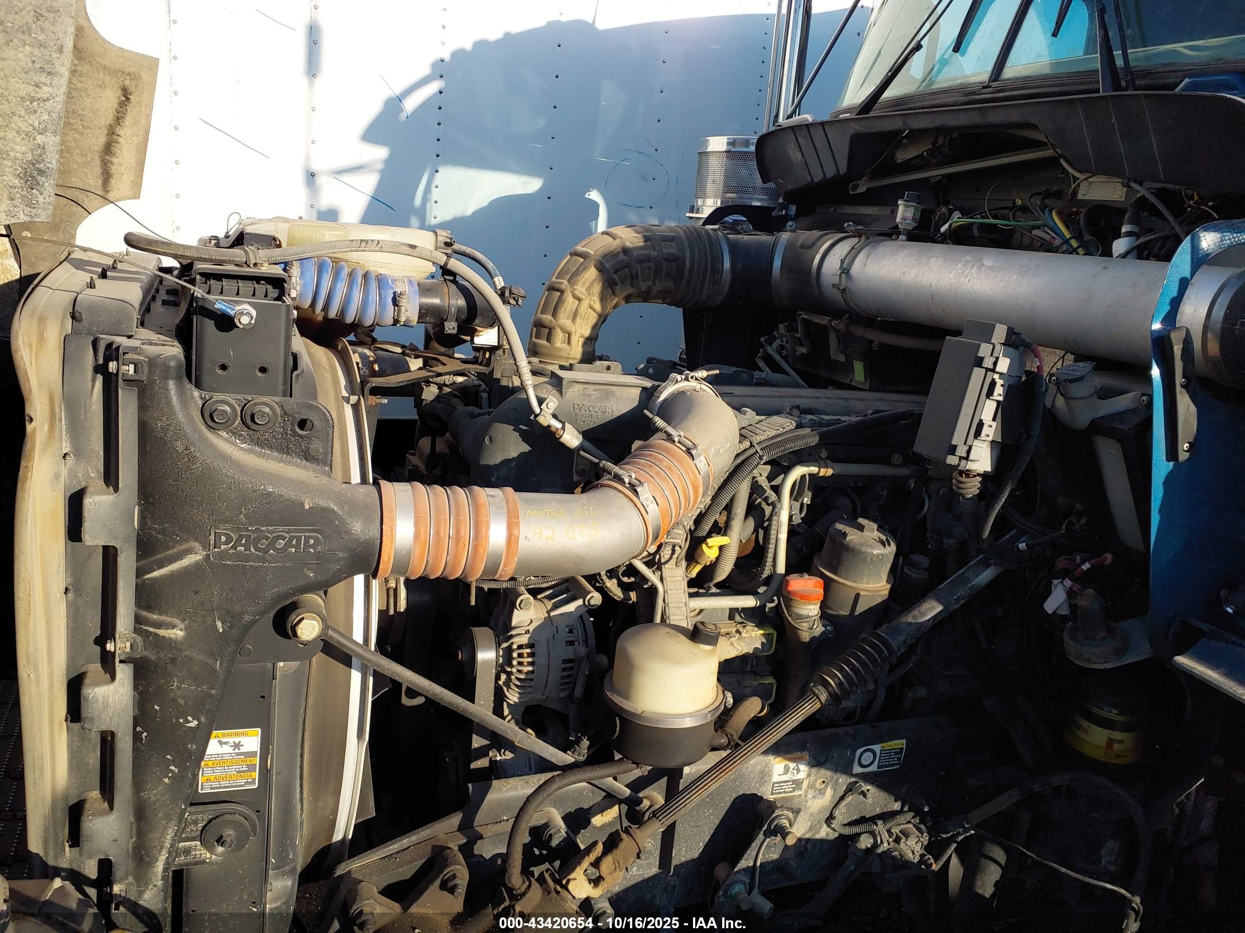KENWORTH CONSTRUCTION image 10