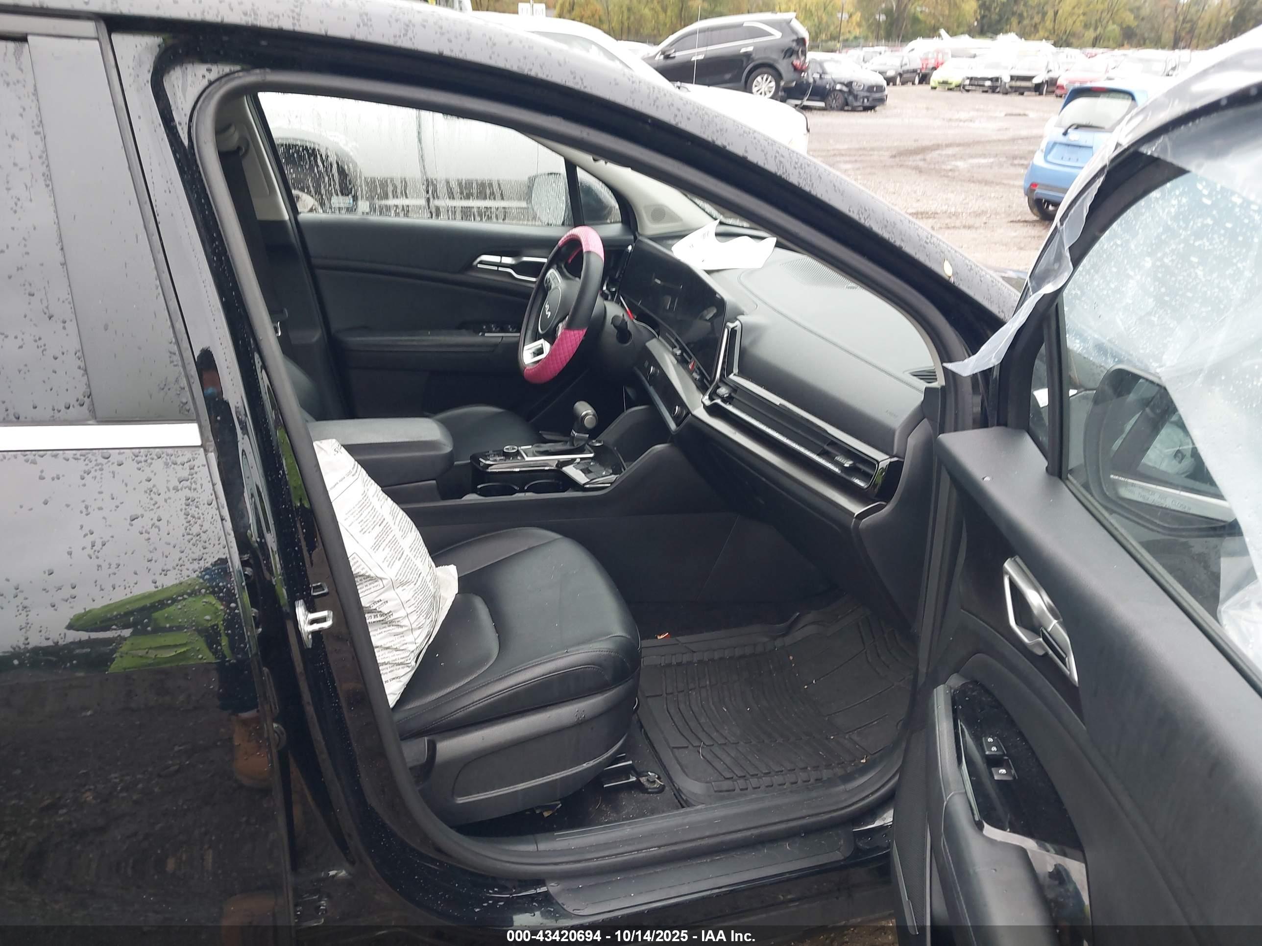 KIA SPORTAGE image 5