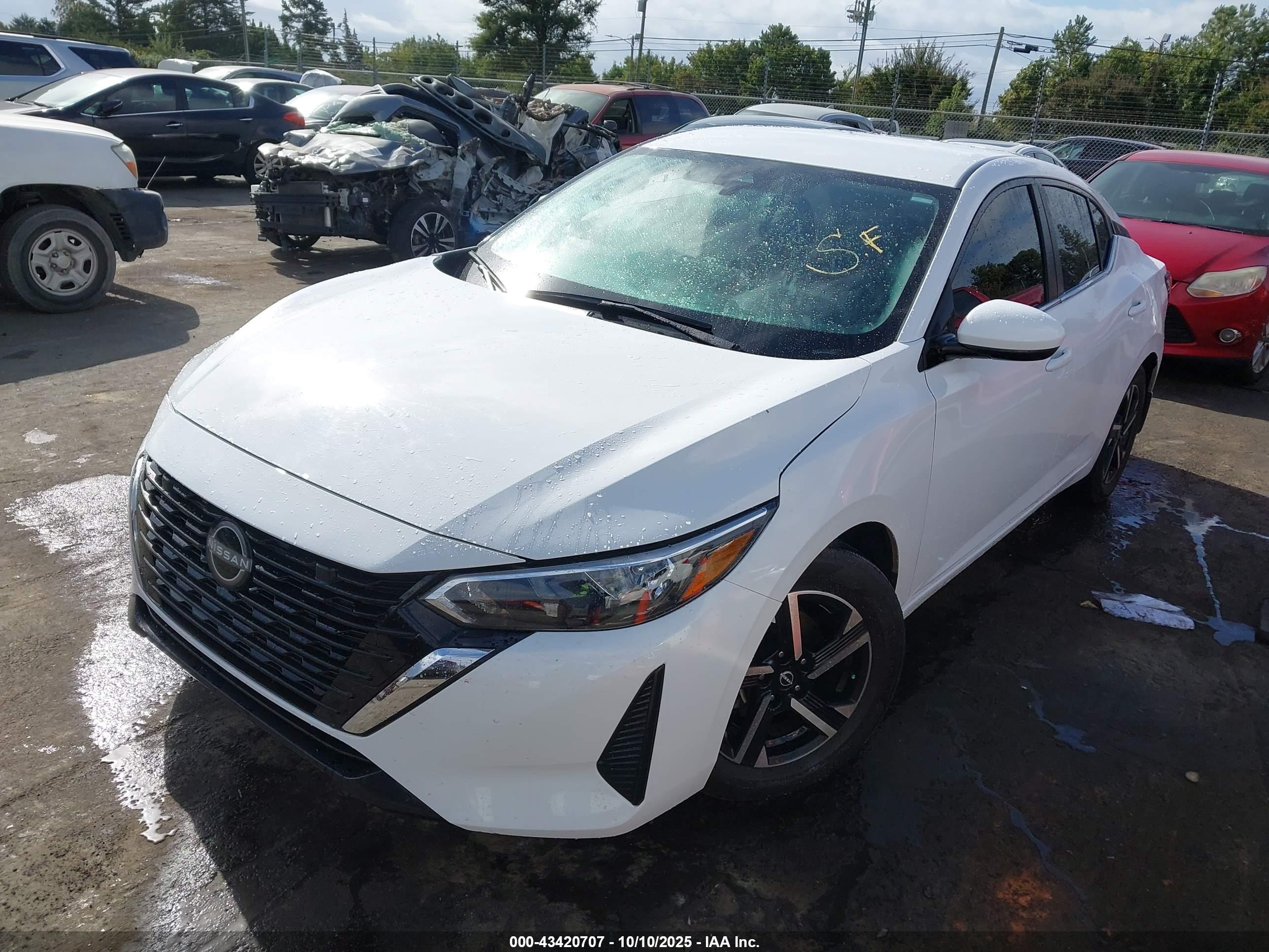 NISSAN SENTRA image 2