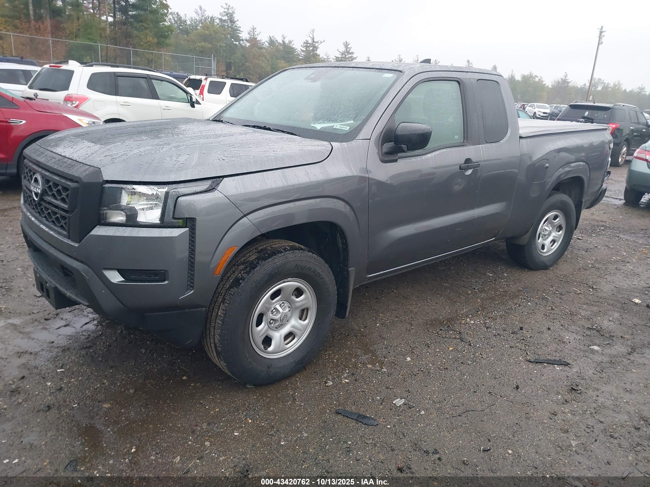 NISSAN FRONTIER image 2