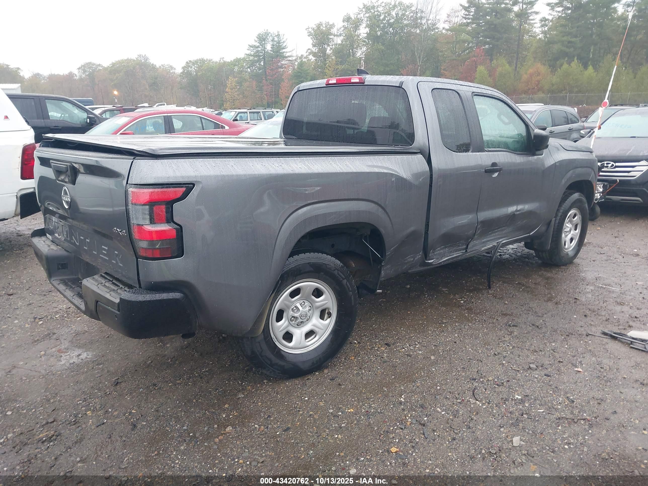 NISSAN FRONTIER image 4