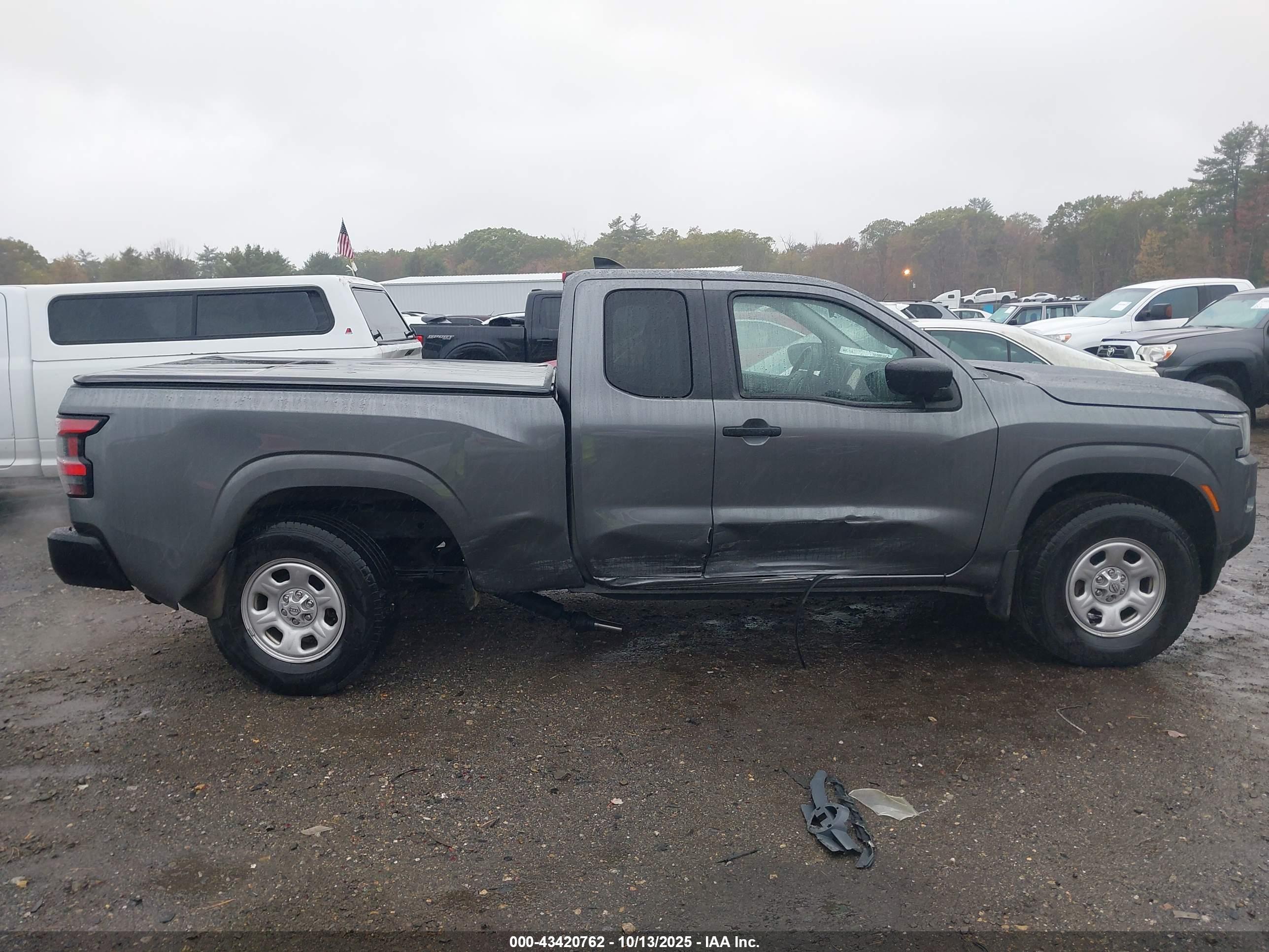 NISSAN FRONTIER image 6