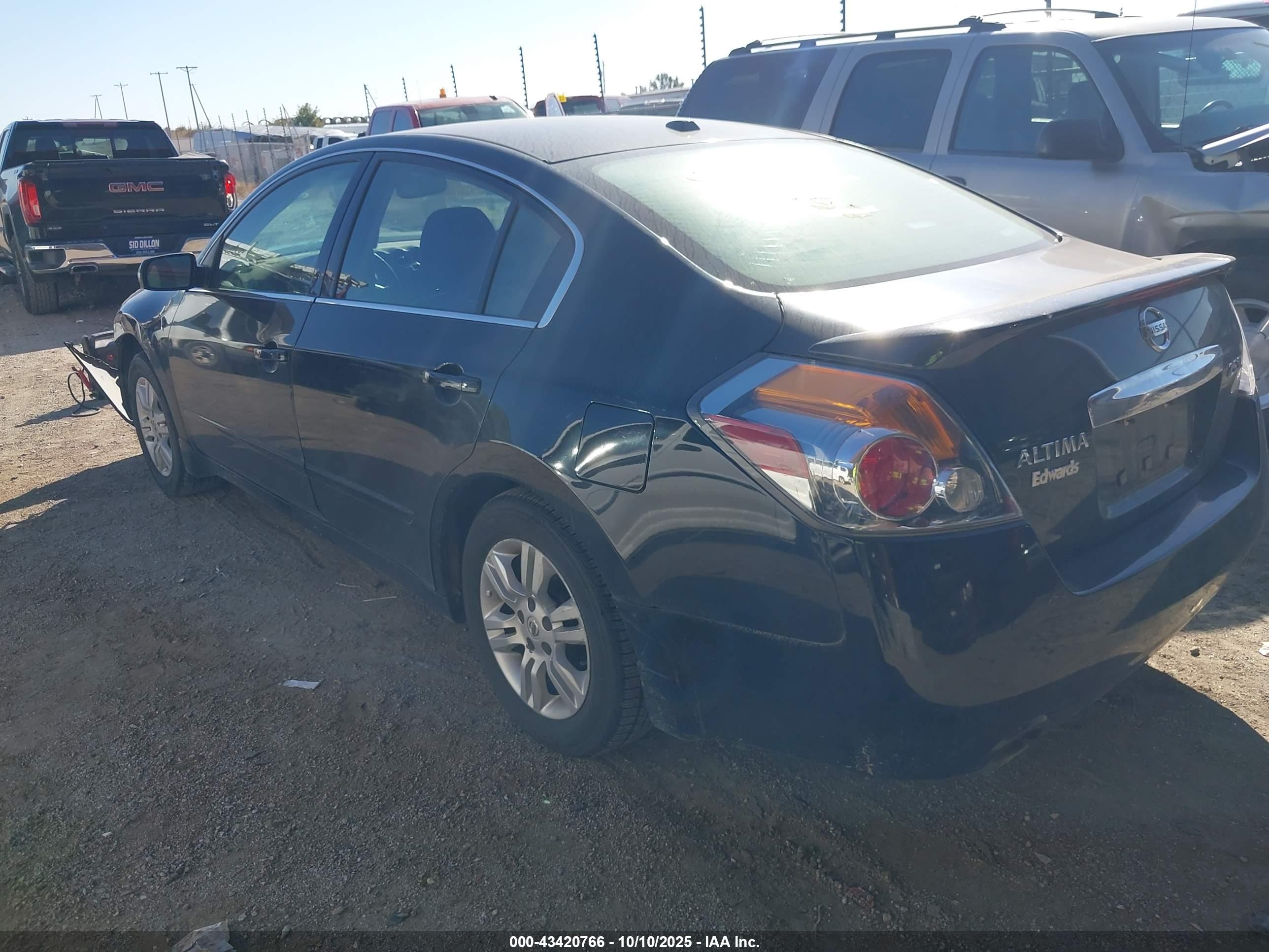 NISSAN ALTIMA image 3