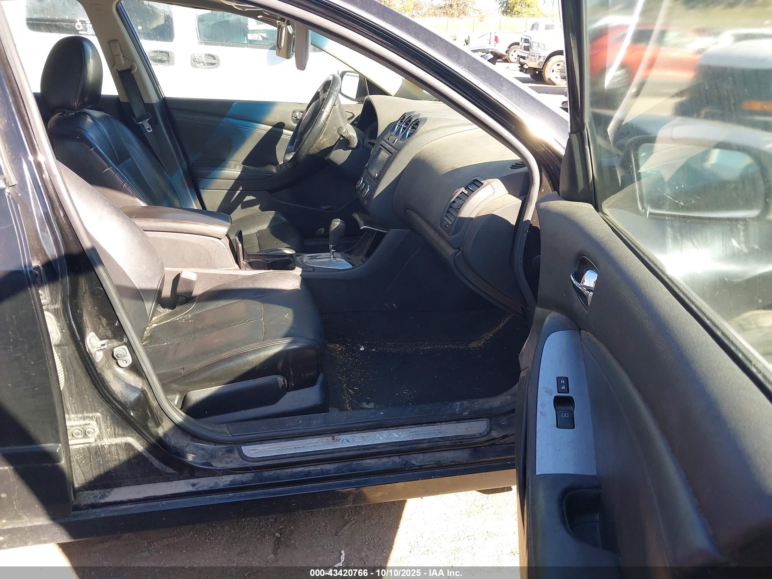 NISSAN ALTIMA image 5
