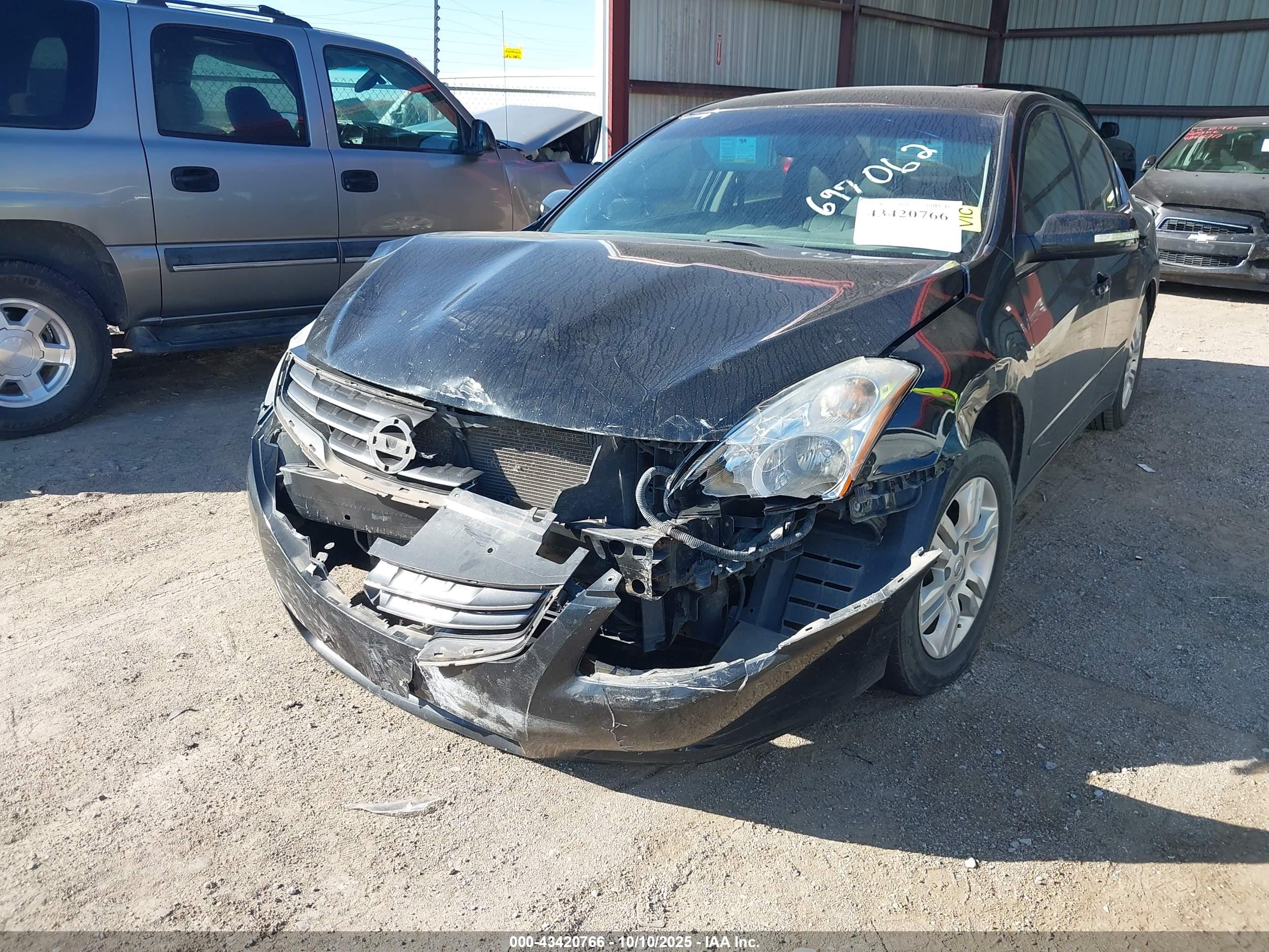 NISSAN ALTIMA image 6