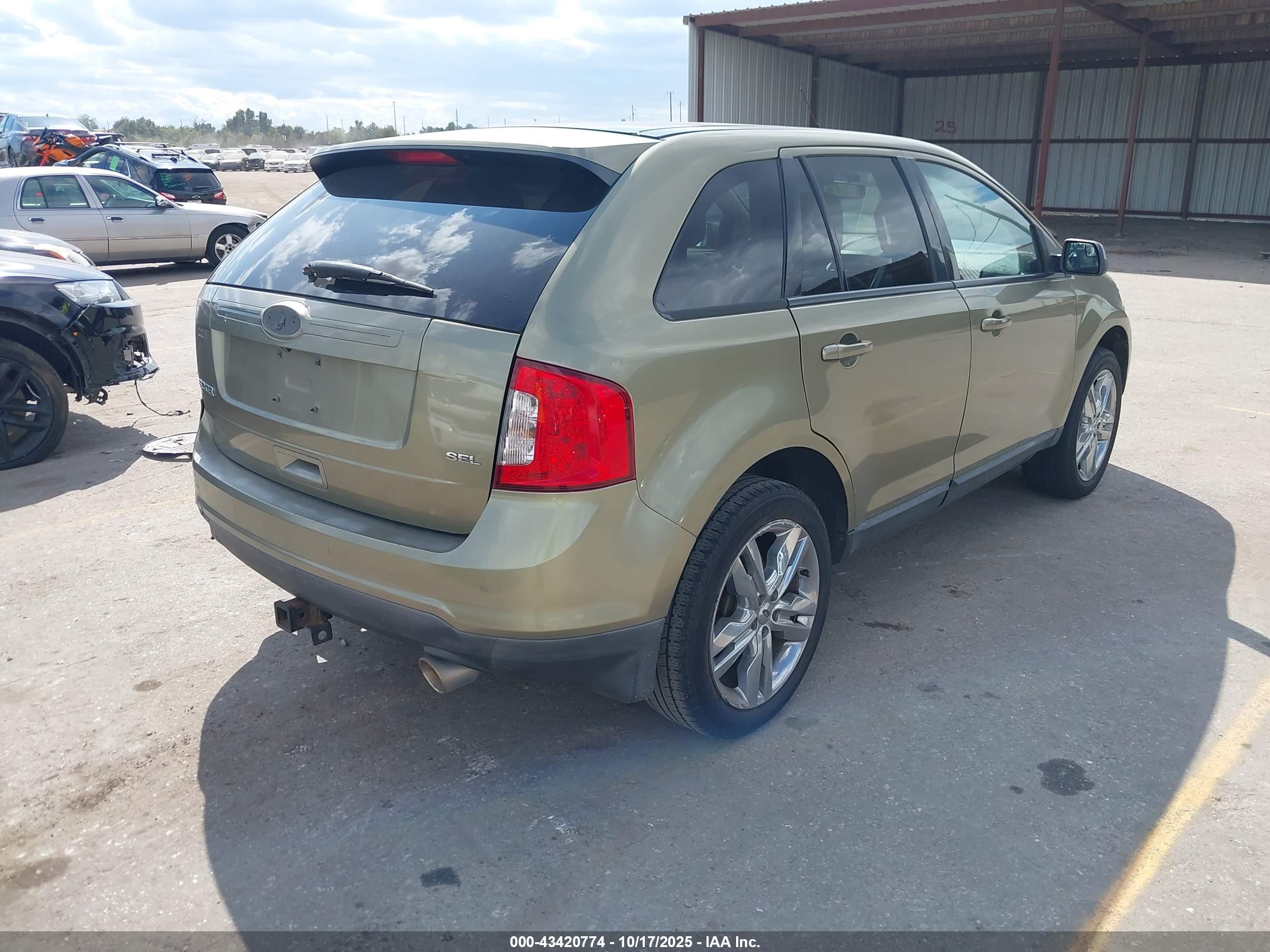 FORD EDGE image 4