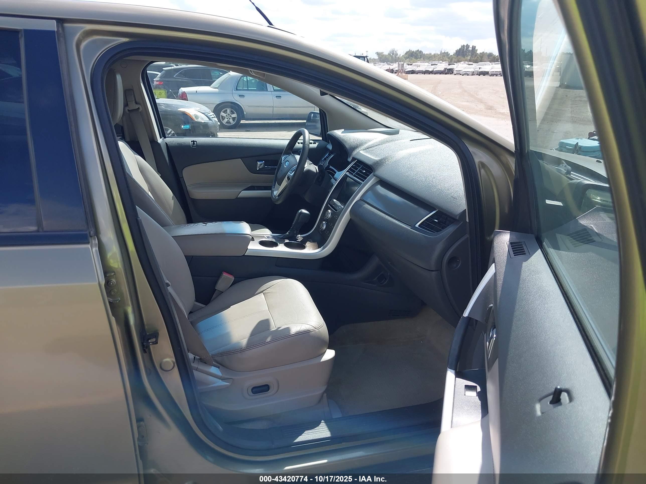 FORD EDGE image 5