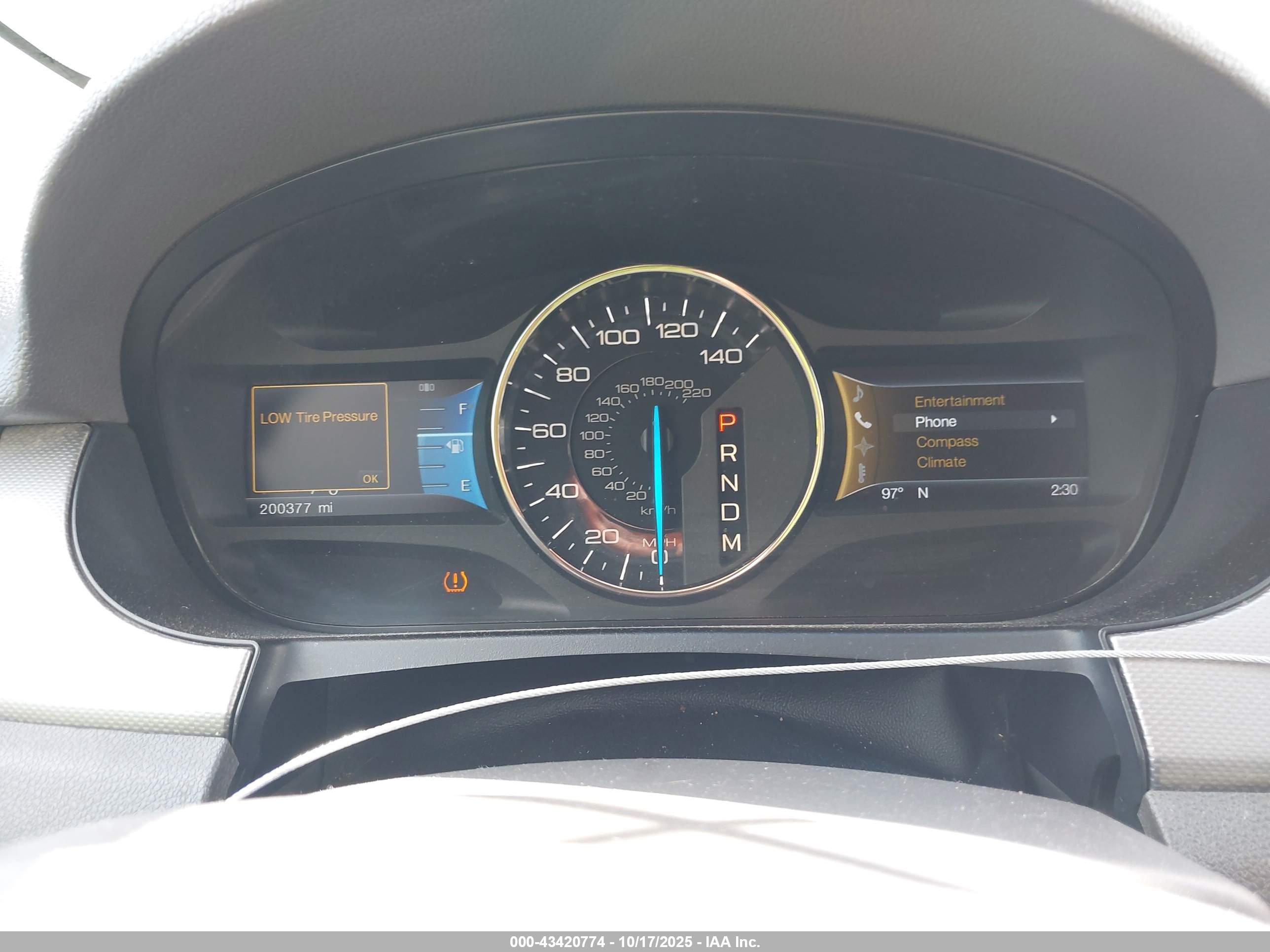 FORD EDGE image 7