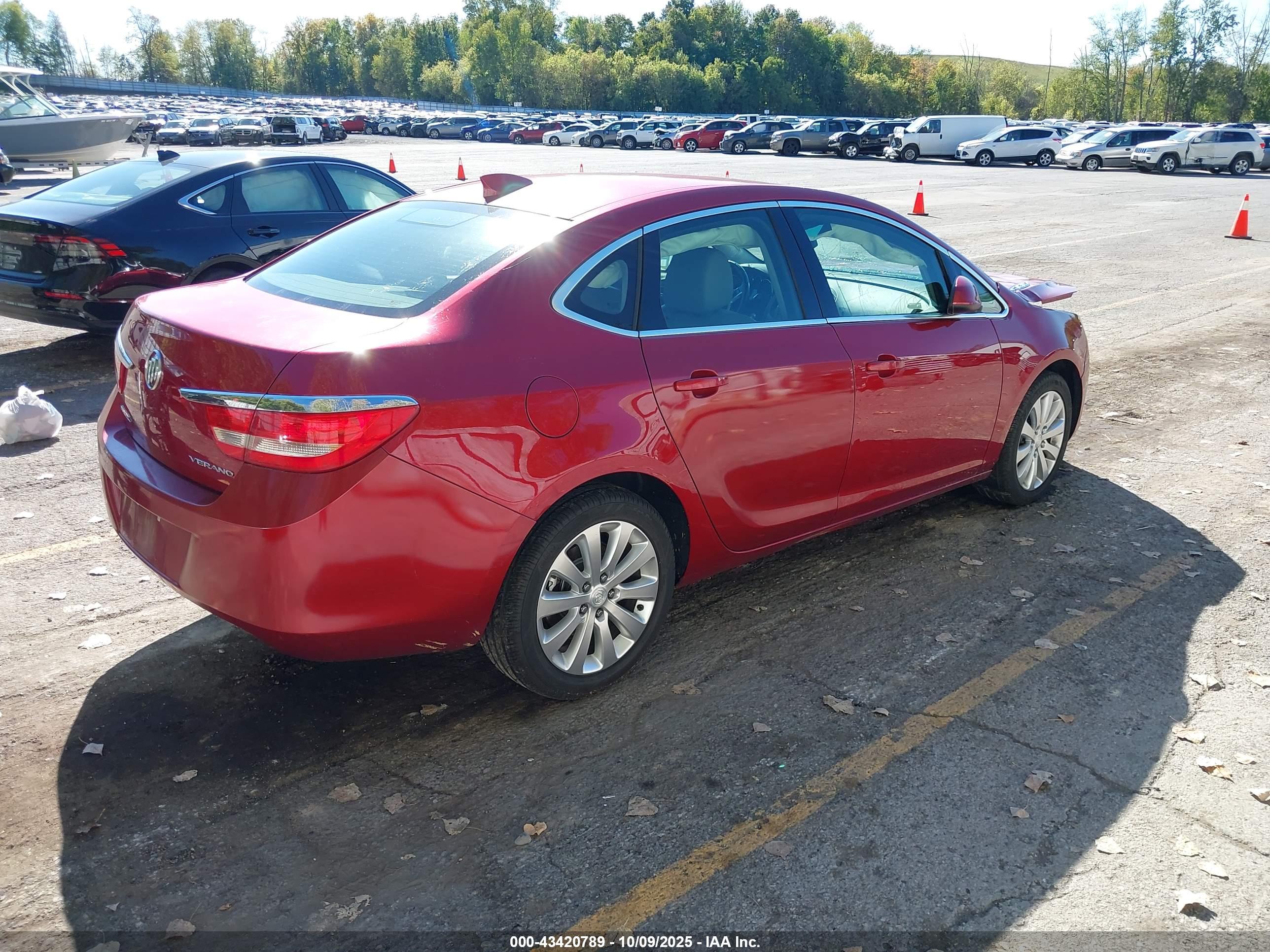BUICK VERANO image 4
