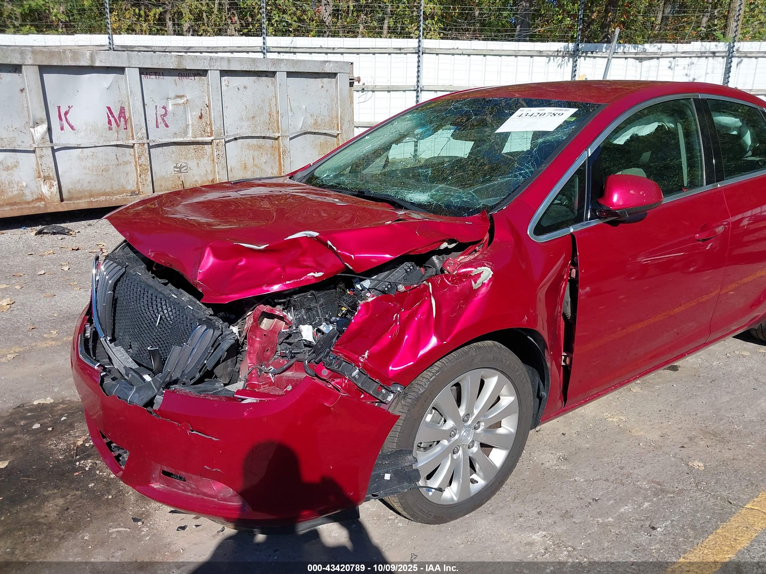 BUICK VERANO image 6
