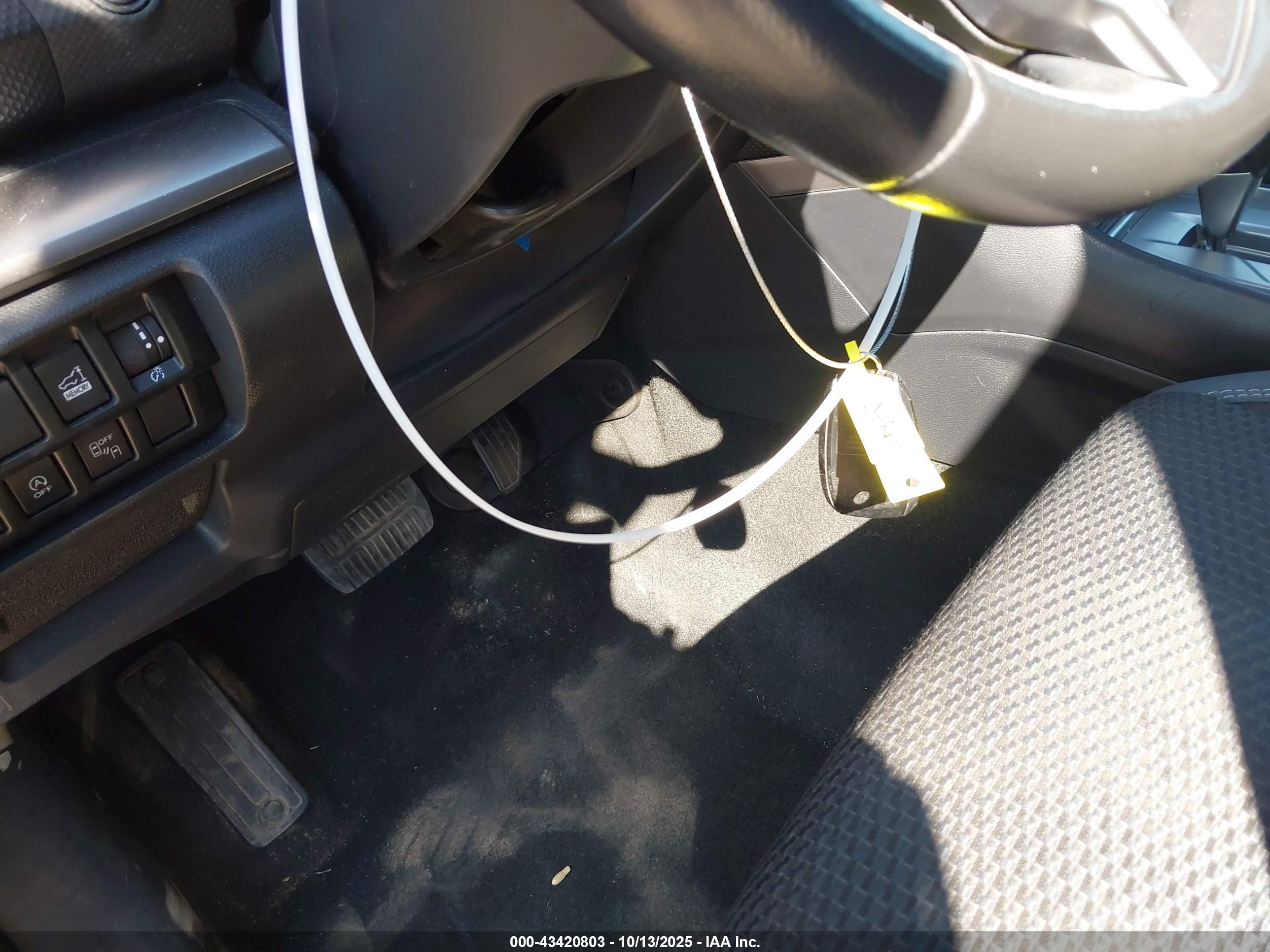 SUBARU FORESTER image 11