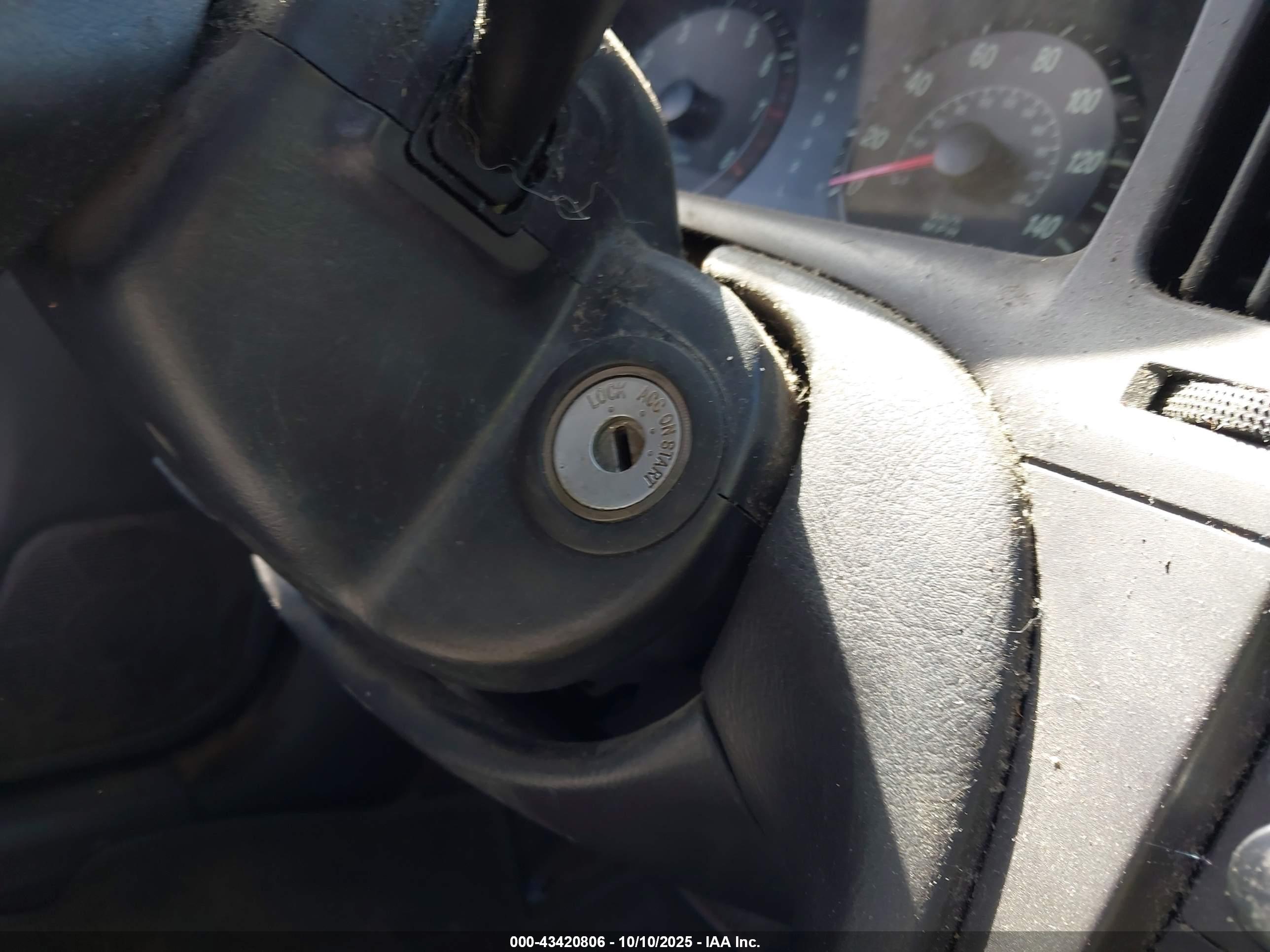 HYUNDAI ELANTRA image 11
